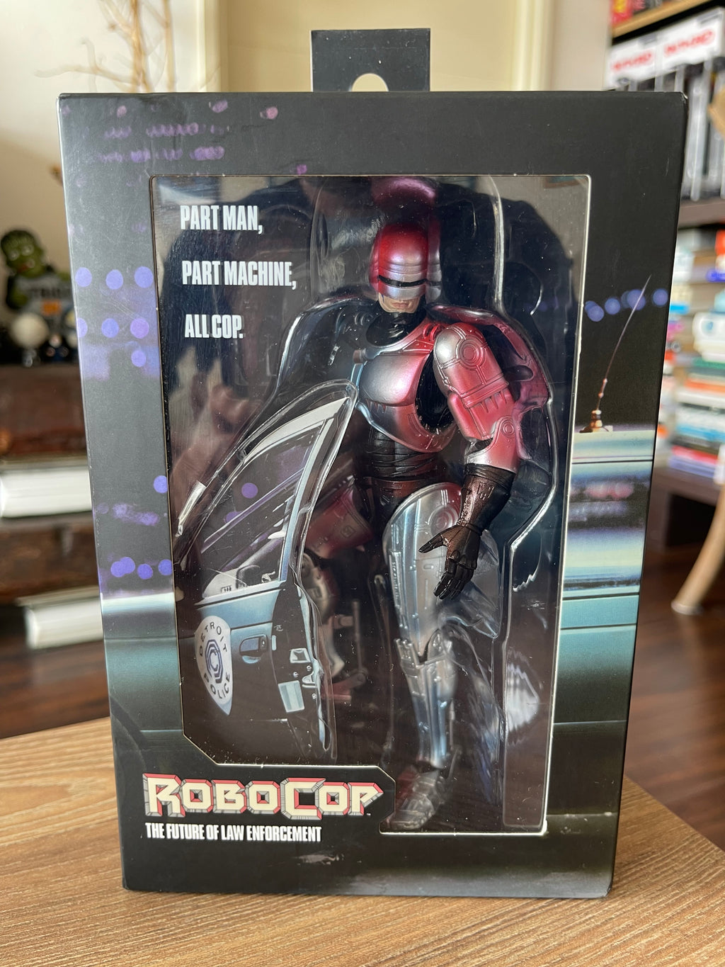 ROBOCOP ULTIMATE de NECA: PARTE HOMBRE, PARTE MÁQUINA, 100% POLICÍA!