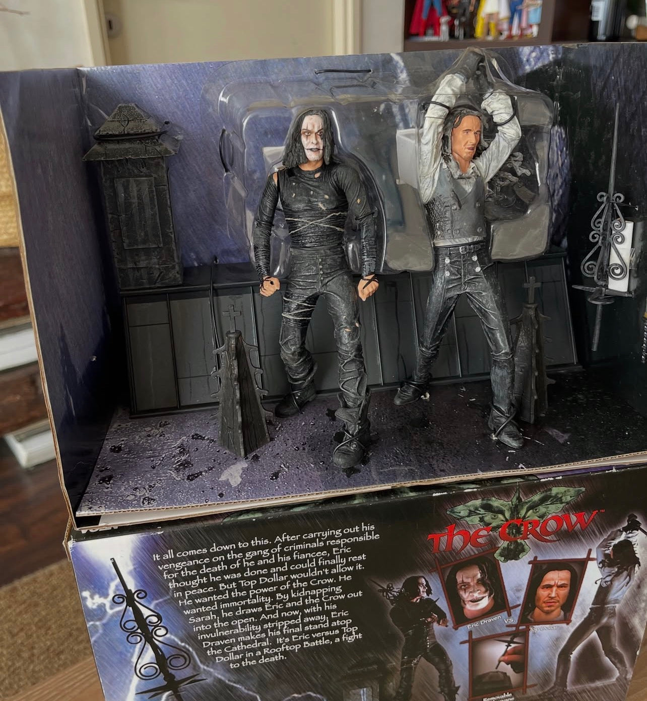 NECA Cult Classics – The Crow: Eric Draven vs Top Dollar