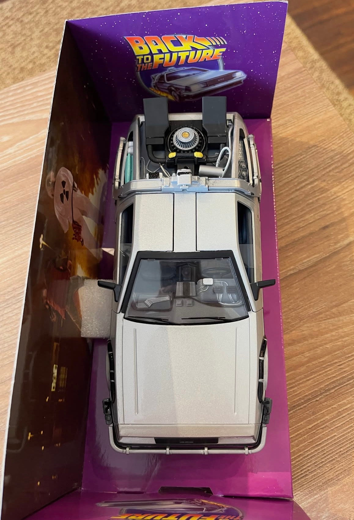 DeLorean Back  to the future I ESCALA 1:24 DIE CAST Welly
