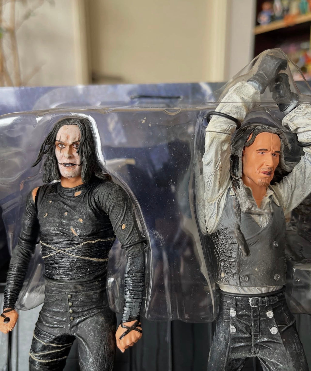 NECA Cult Classics – The Crow: Eric Draven vs Top Dollar