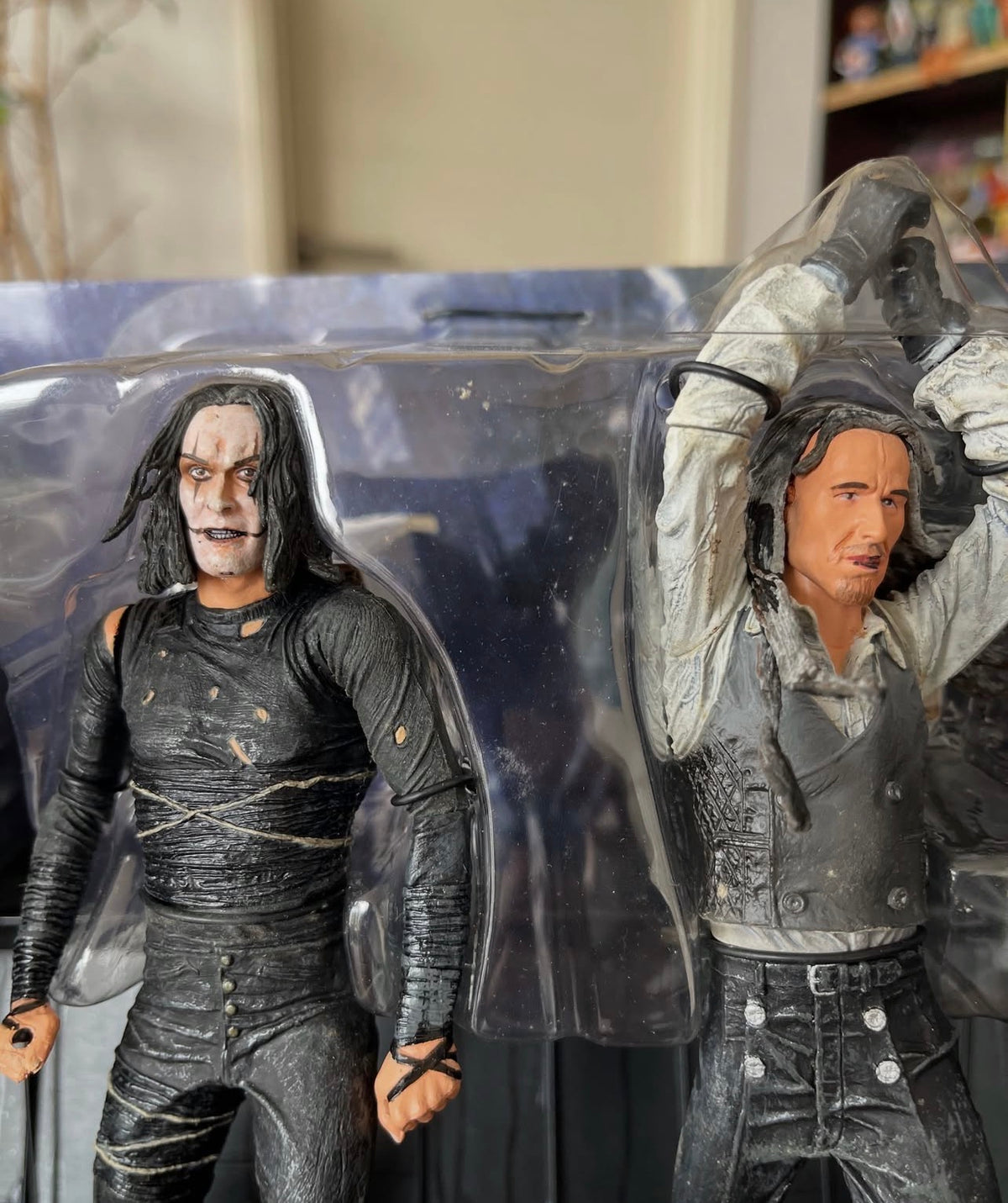 NECA Cult Classics – The Crow: Eric Draven vs Top Dollar
