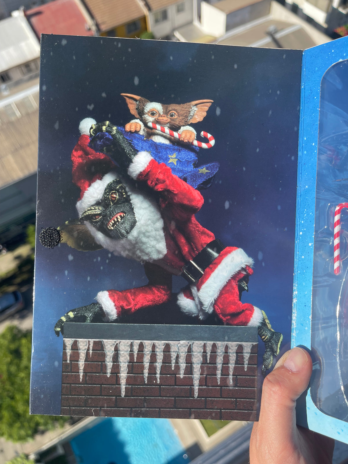 🎄 GREMLINS – SANTA STRIPE: ¡LA NAVIDAD NUNCA FUE TAN MONSTRUOSA! 😈🎁
