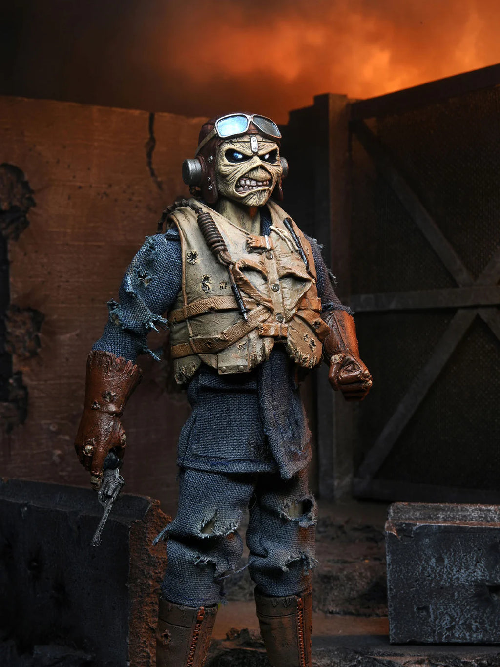 NECA Retro Cloth “Aces High” de Iron Maiden