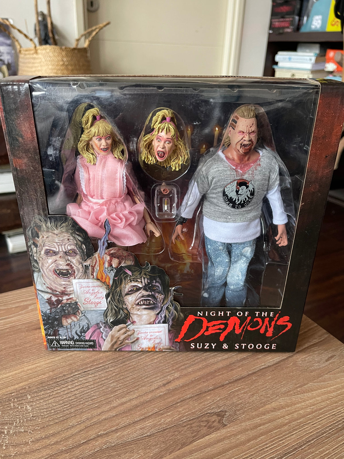 👹🔥 NIGHT OF THE DEMONS – SUZY & STOOGE 2-PACK 🔥👹NECA Retro Cloth – Scream Factory Exclusive (2.5000 Unidades Fabricadas, Edición Limitada)