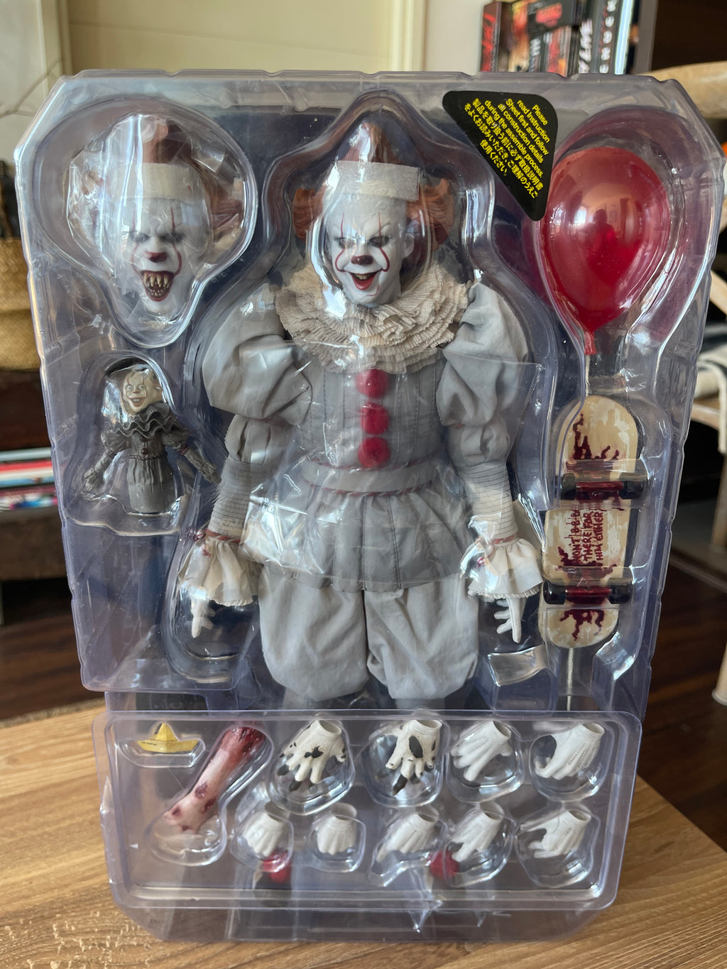 🎈🤡 IT (2017) – PENNYWISE 1/6 HOT TOYS 🤡🎈