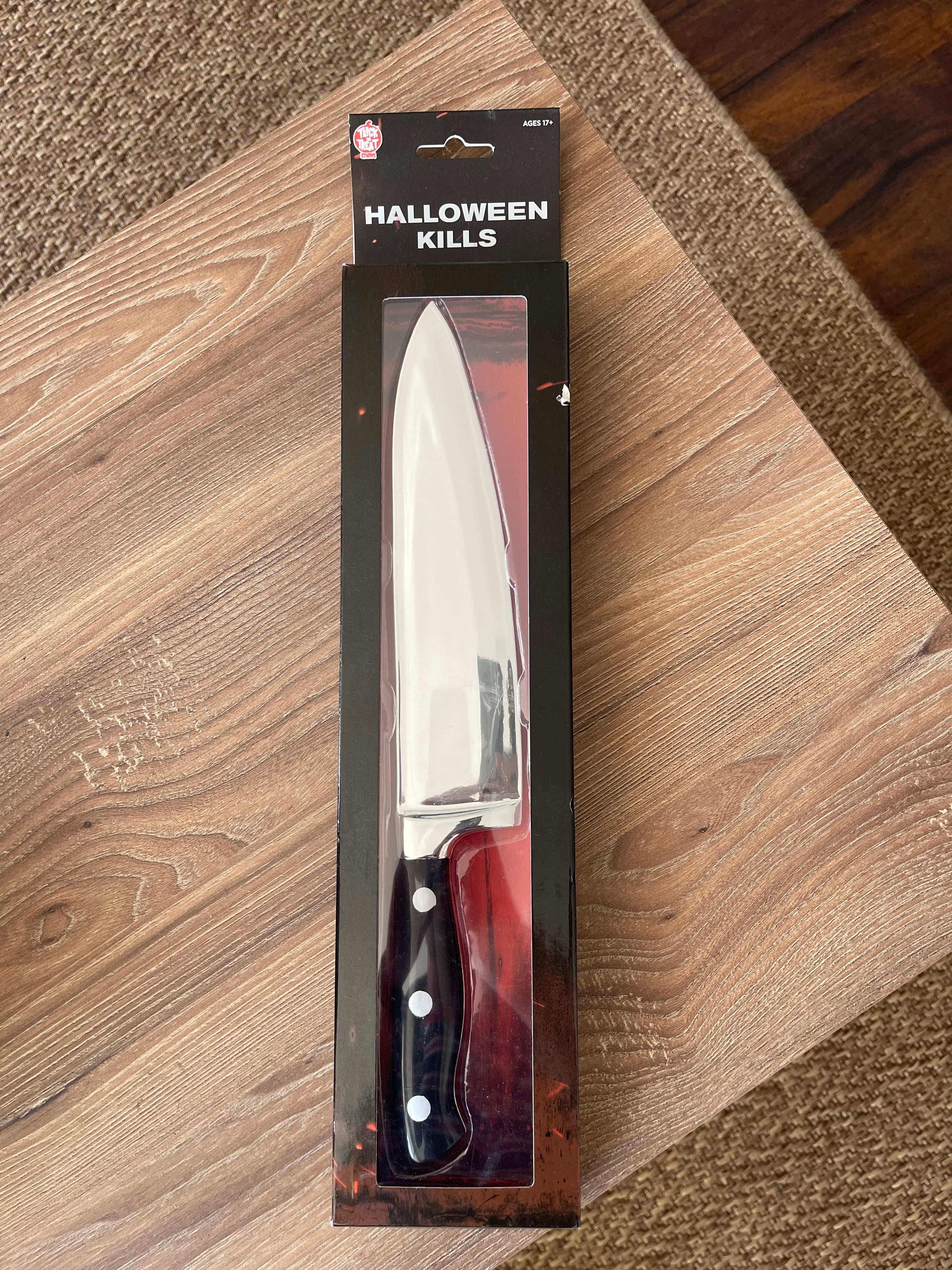 MÁSCARA HALLOWEEN 🎃 KILLS + CUCHILLO 🔪 Y BASE TRICK OR TREAT STUDIOS