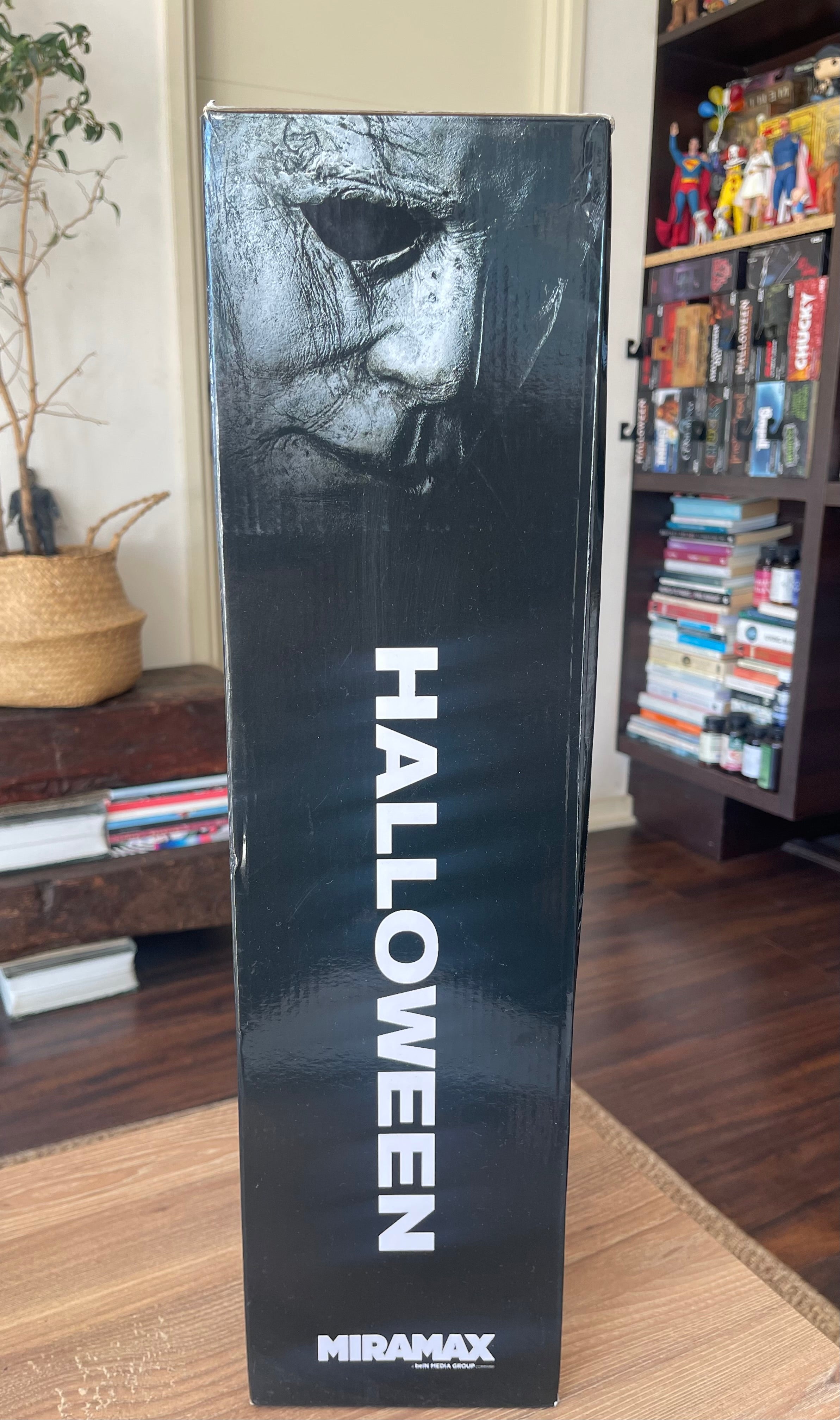 Michael Myers Neca Escala 1/4 (Halloween 2018) 18’ pulgadas de puro terror (más de 22 puntos de articulación)
