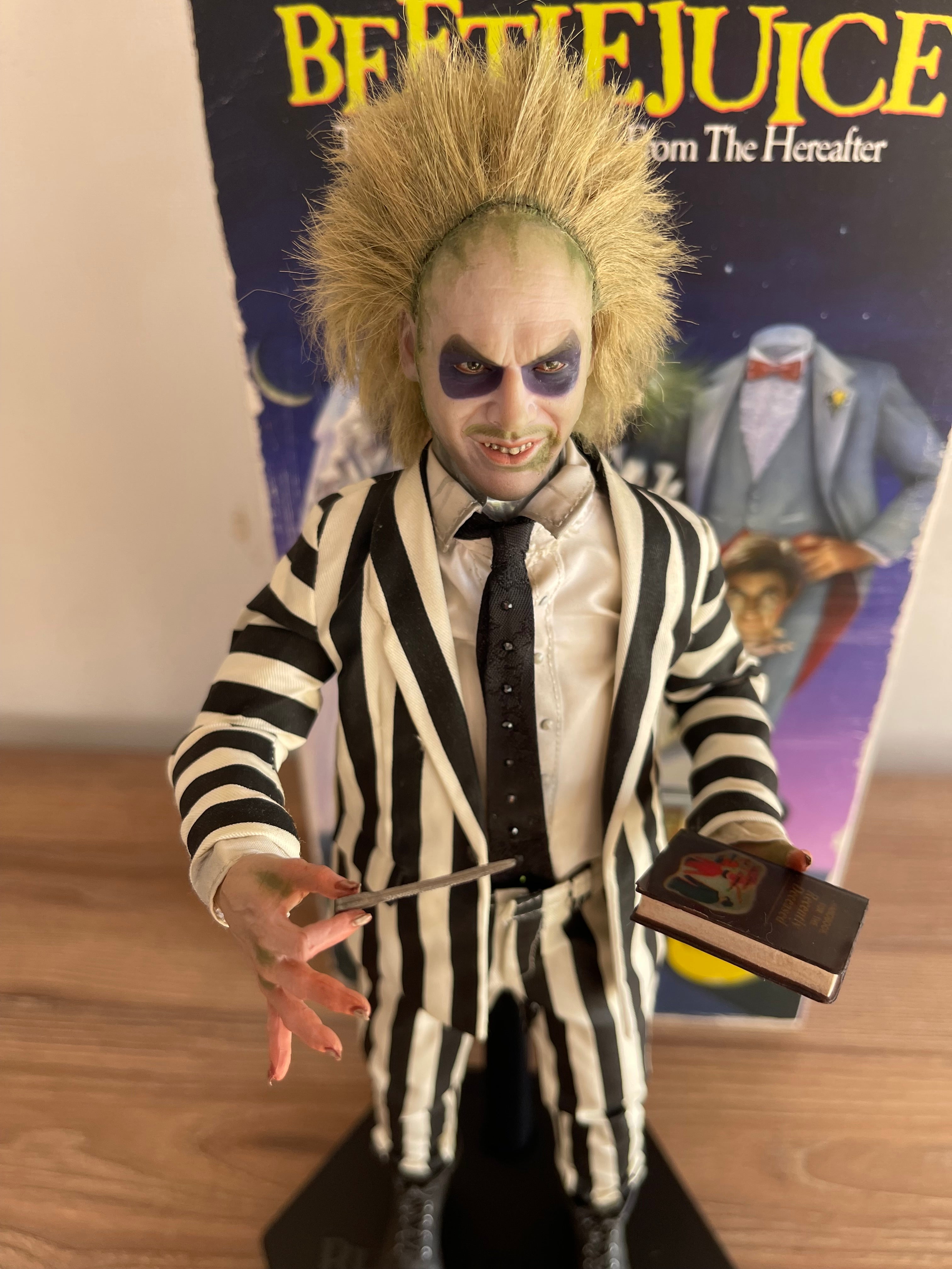 BEETLEJUICE-SIDESHOW ESCALA 1/6 versión PREMIUM