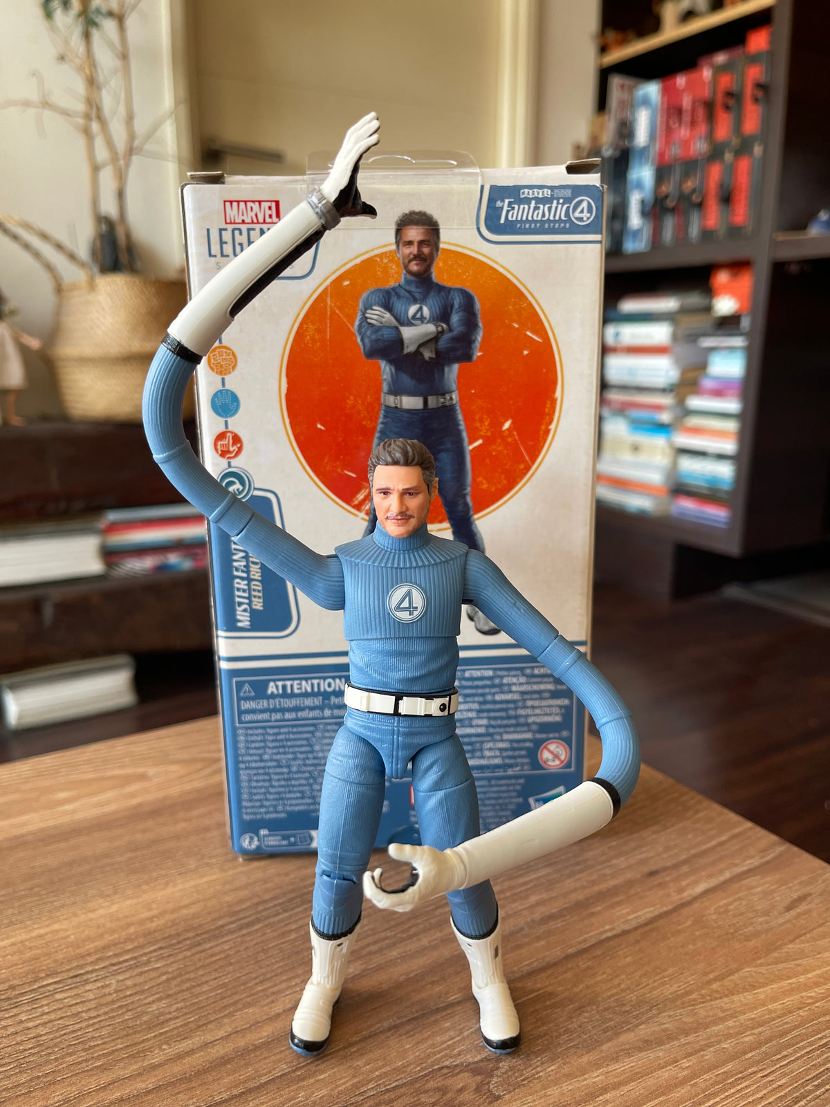 Marvel Legends Series Mister Fantastic, The Fantastic Four: First Steps Movie, Reed Richards - Figura de acción coleccionable de 6 pulgadas