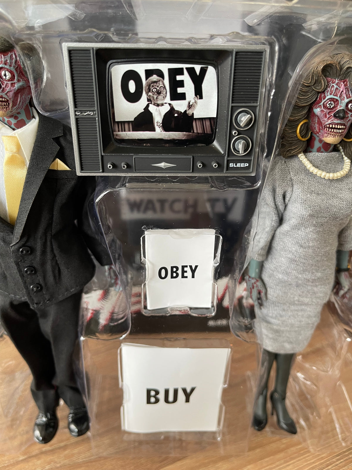 👽🚀 NECA RETRO CLOTH – ALIENS 2-PACK 🚀👽💥 “Game over, man!” 💥