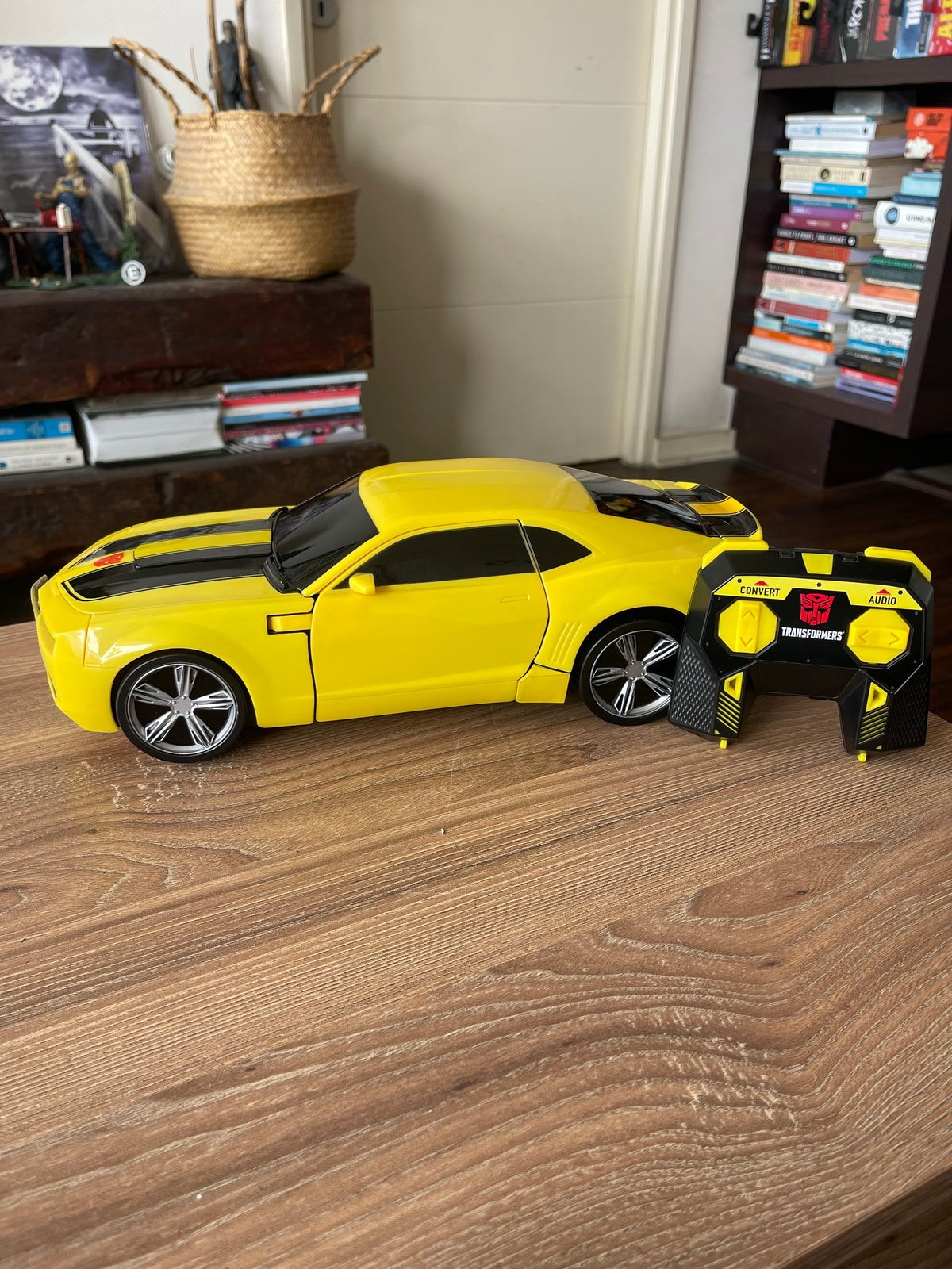 Bumblebee Transformers Vehiculo R/C Jada Toys