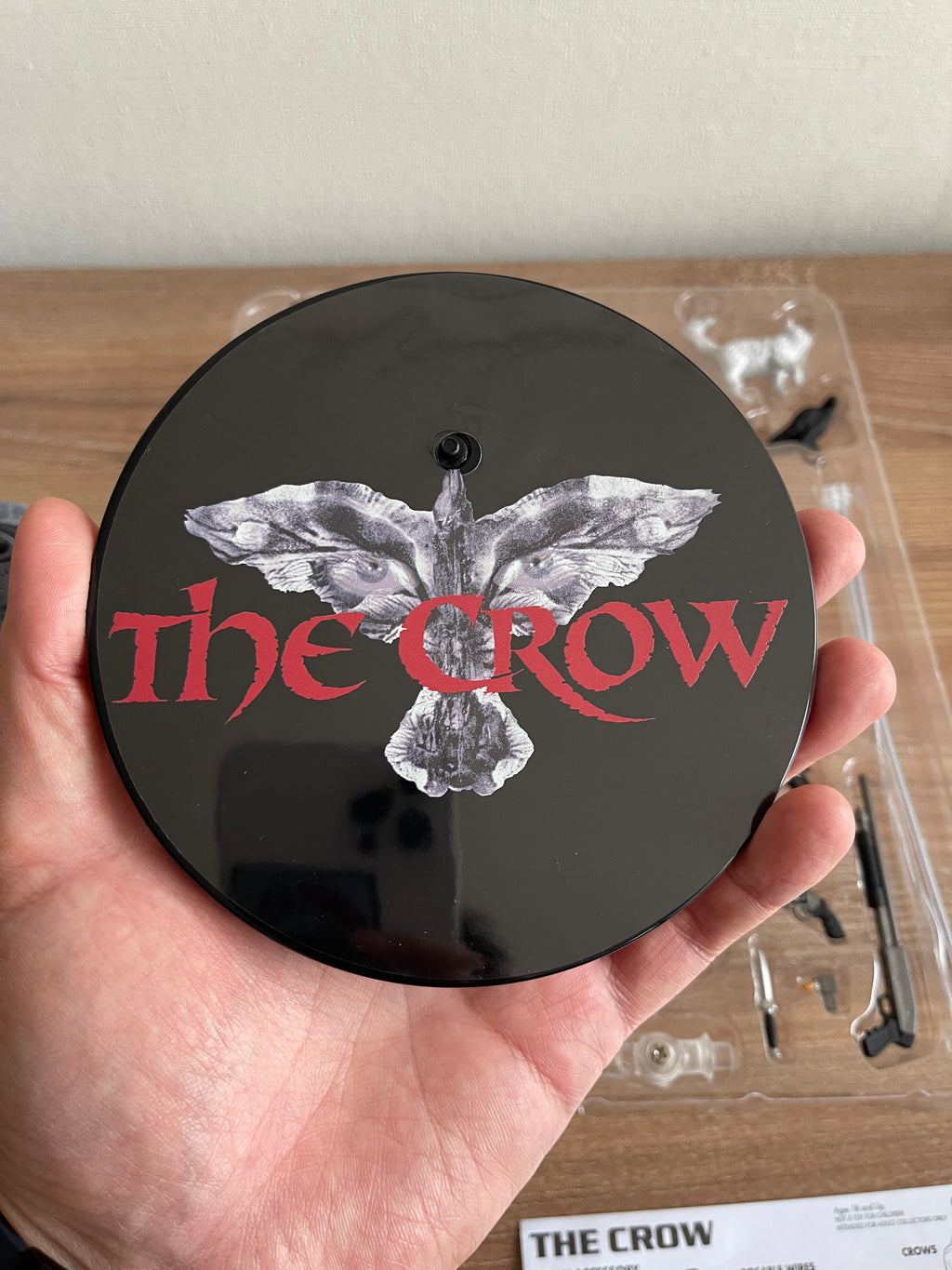 Mezco One:12 Collective-The Crow( Eric Draven)