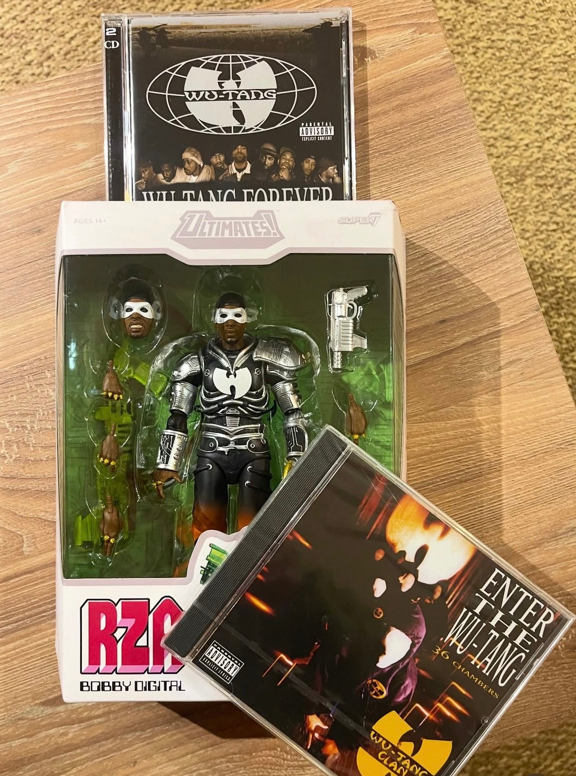 Super7 ULTIMATES! RZA Bobby Digital (7”)