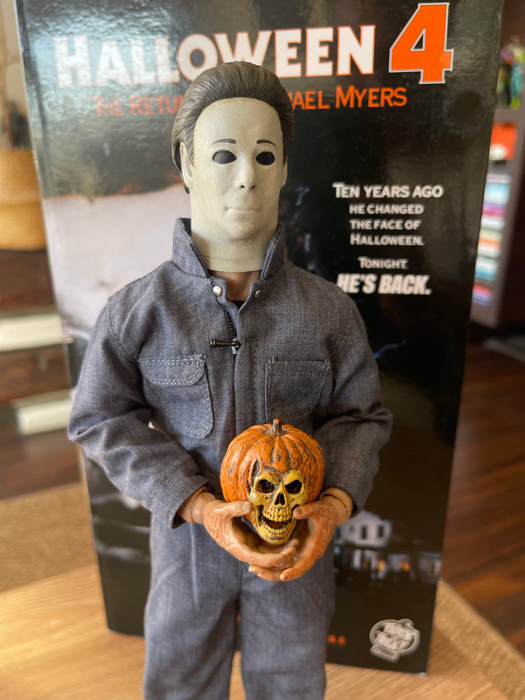 Halloween 4 The Return of Michael Myers (escala 1/6) Trick or Treat Studios