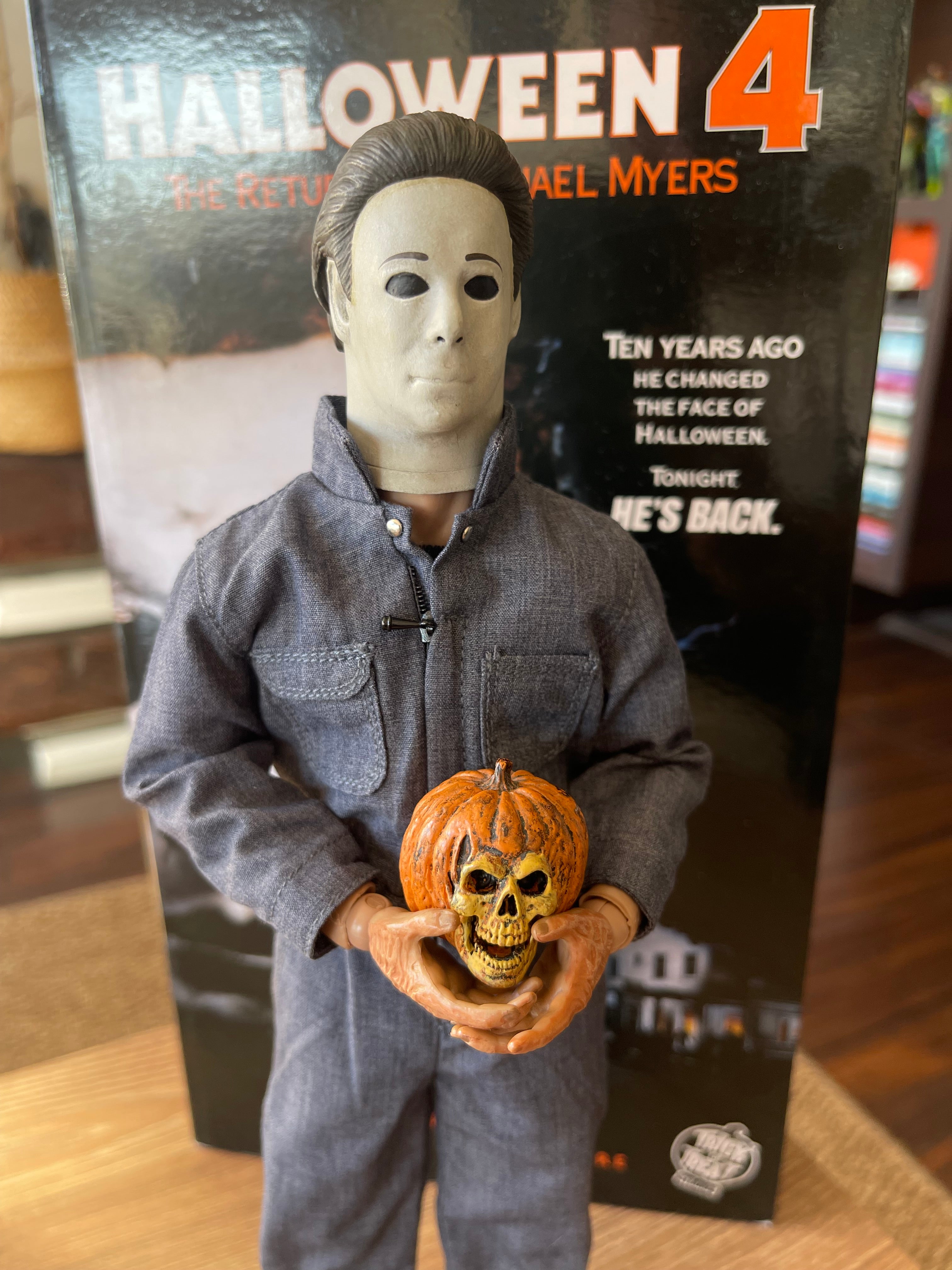 Halloween 4 The Return of Michael Myers (escala 1/6) Trick or Treat Studios