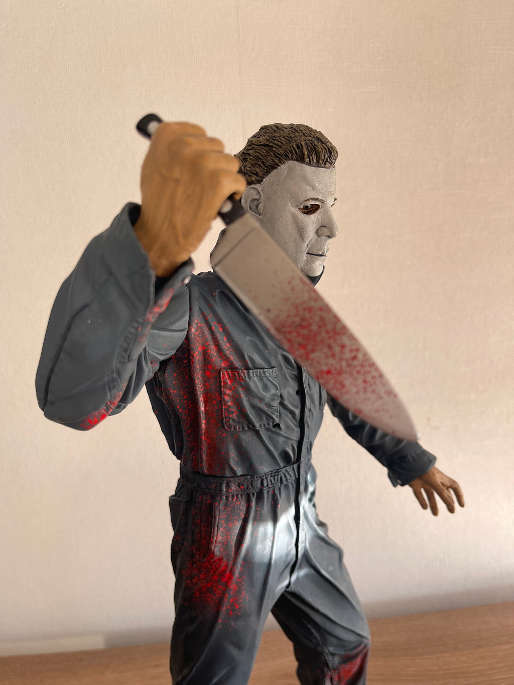 HALLOWEEN 🎃 (1978) MCFARLANE MOVIE MANIACS SERIES 3 escala 1/4 18” pulgadas con sonido y sensor de sonido 🎃🎃🎃🎃