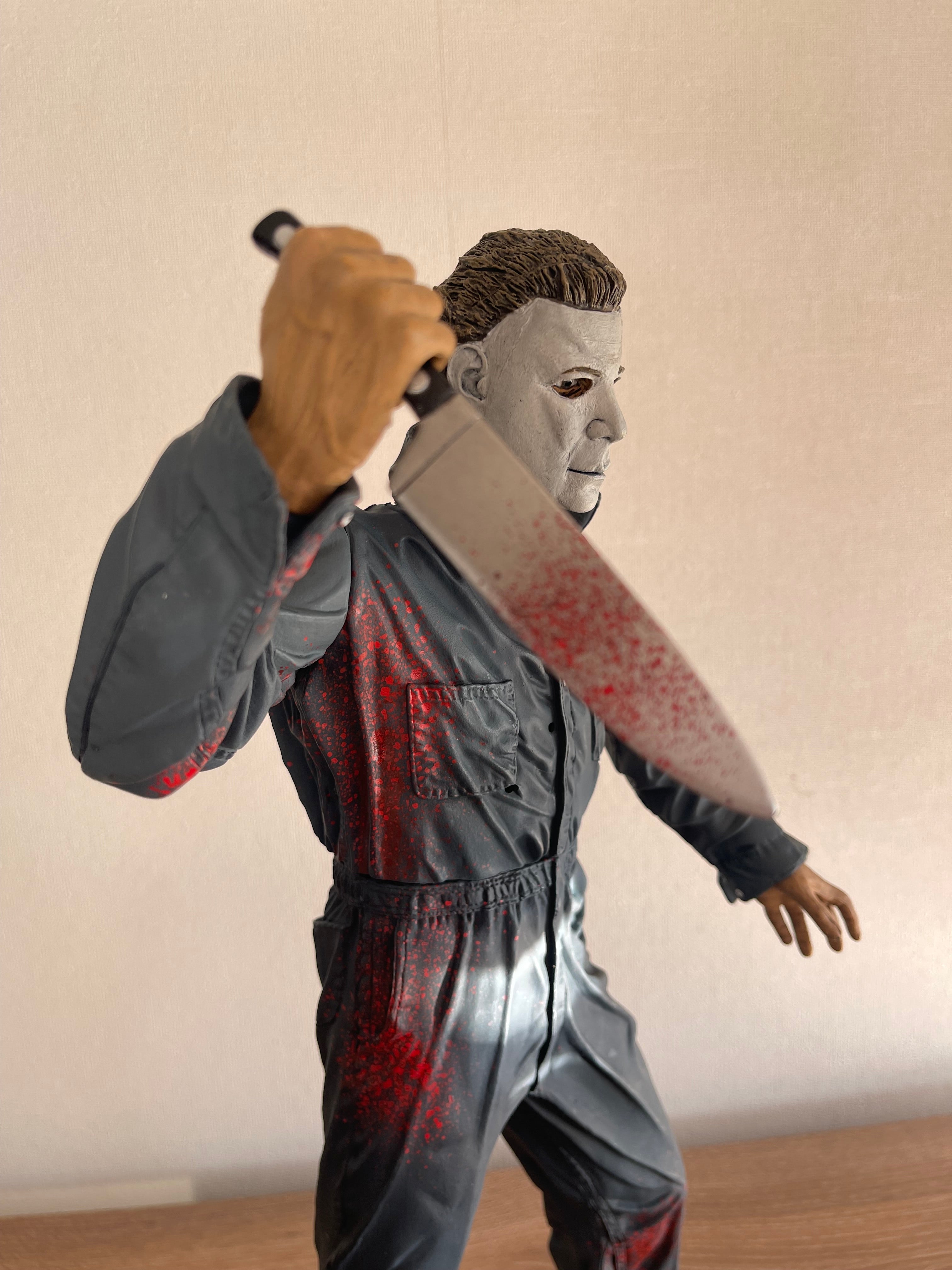 HALLOWEEN 🎃 (1978) MCFARLANE MOVIE MANIACS SERIES 3 escala 1/4 18” pulgadas con sonido y sensor de sonido 🎃🎃🎃🎃