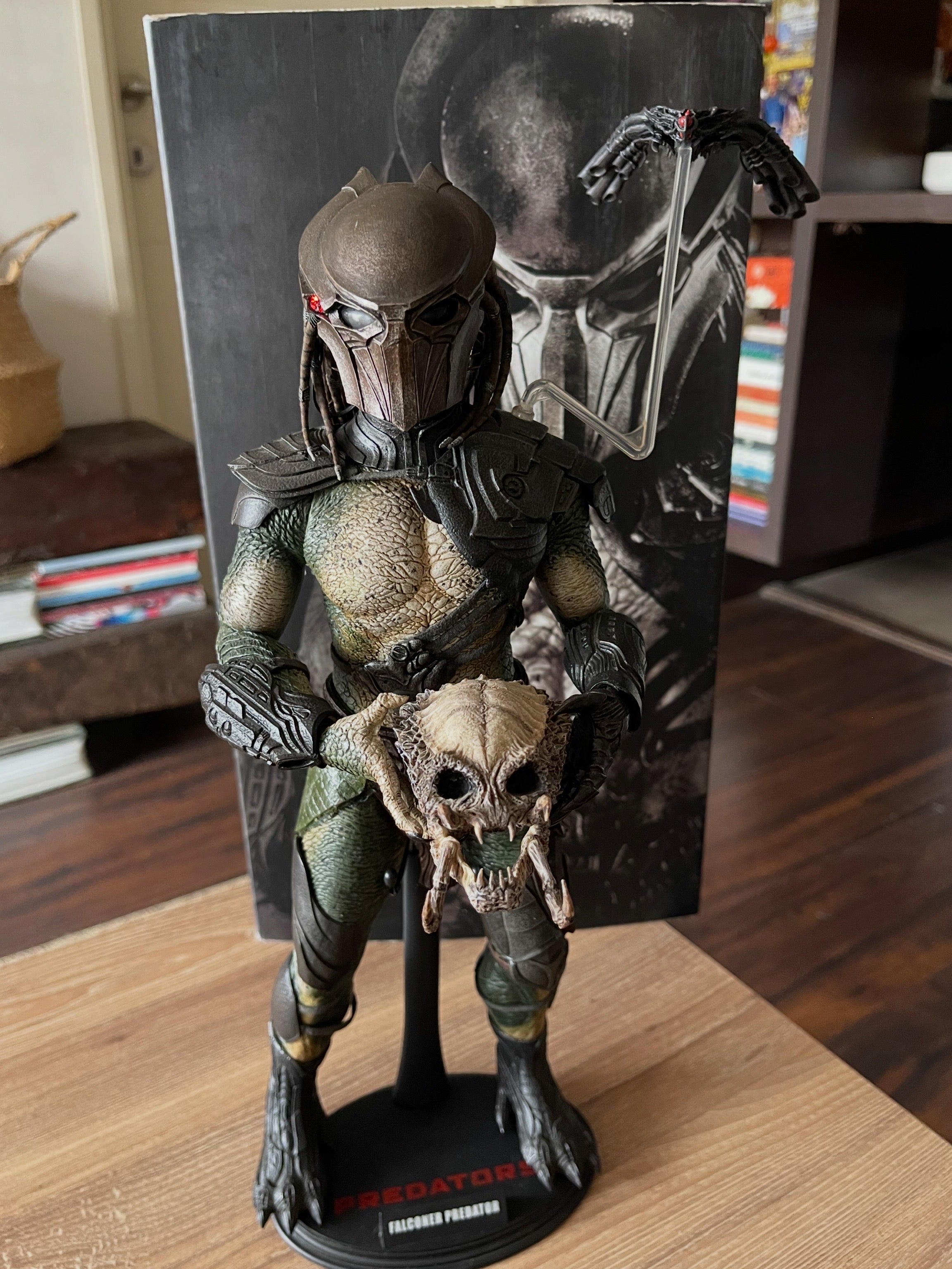 Predator FALCONER MMS137 Hot Toys (Edición 2011)
