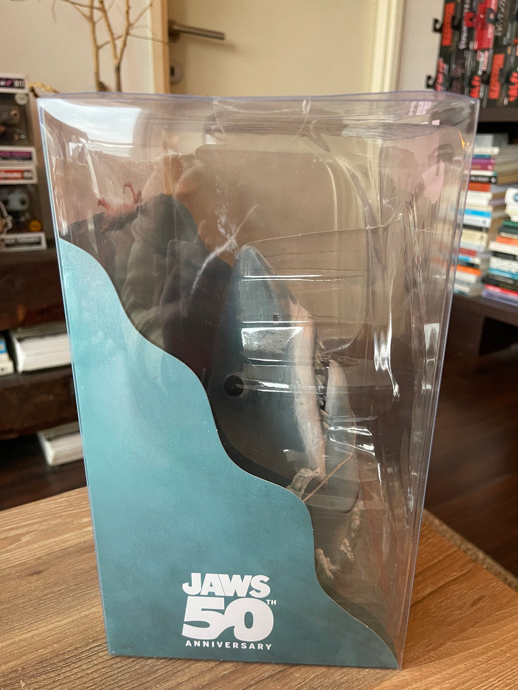 diorama NECA Jaws 50.º Aniversario Poster Series Display Piece