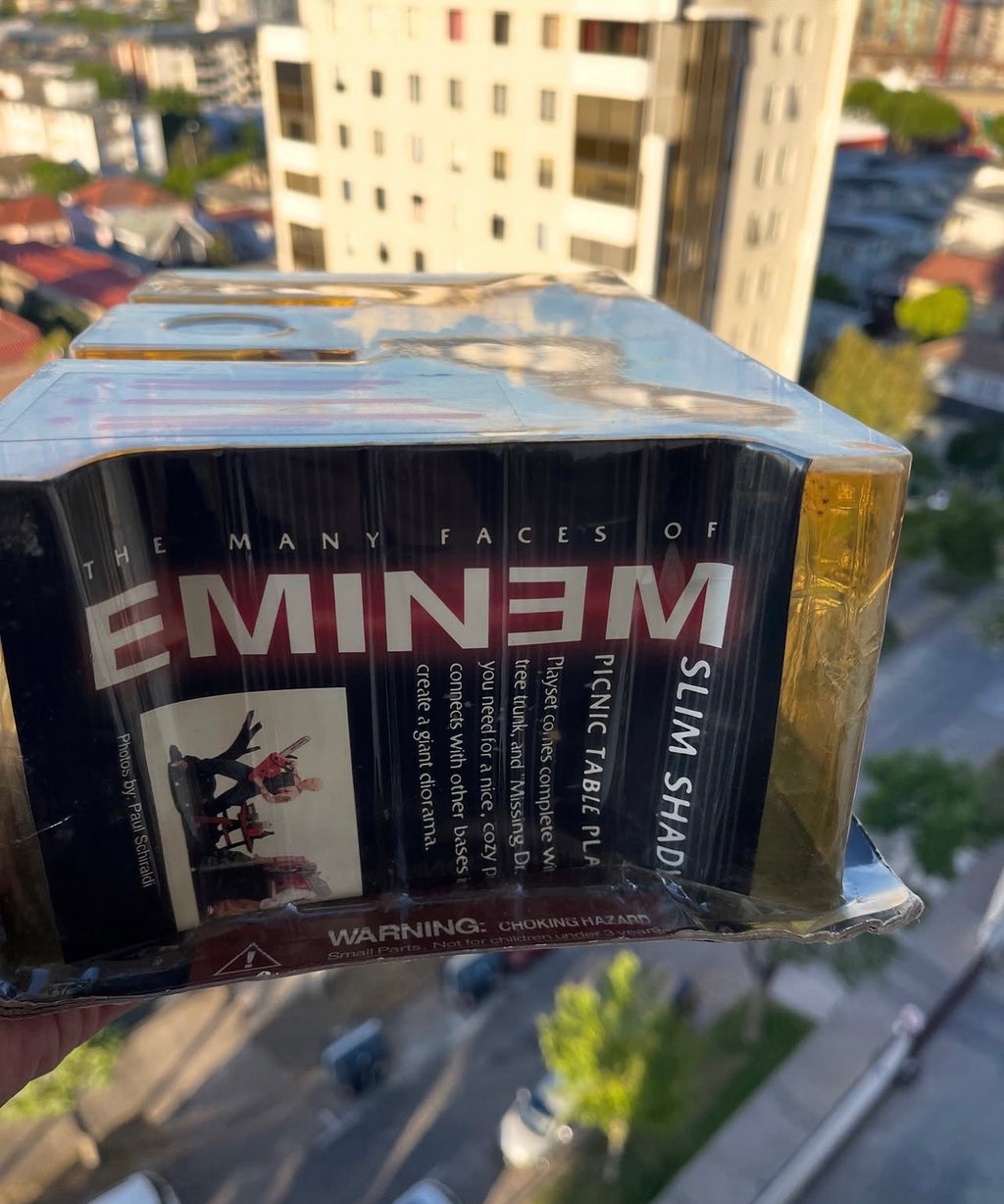 EMINEM AKA SLIM SHADY (ART ASYLUM) SIGNED SAMPLE 💥💥💥💥