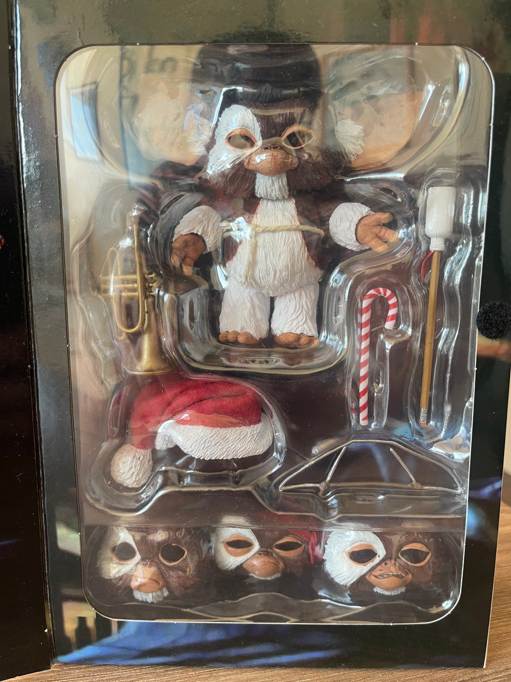 GIZMO (MOGWAI) GREMLINS NECA ULTIMATE