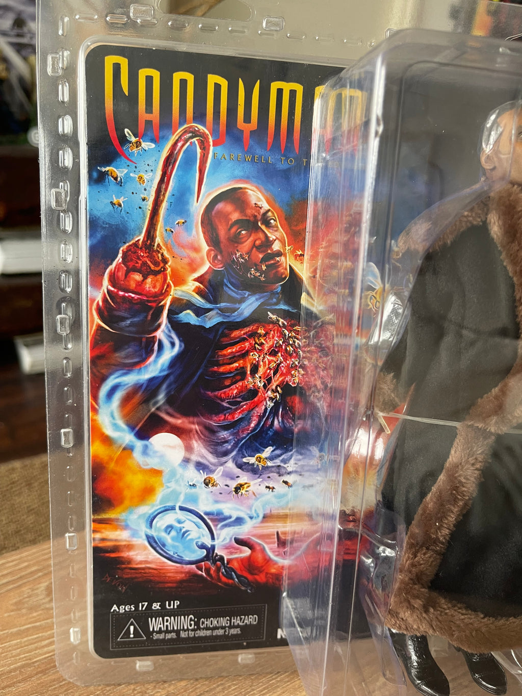 🐝🔪 CANDYMAN – NECA RETRO CLOTH 🔪🐝