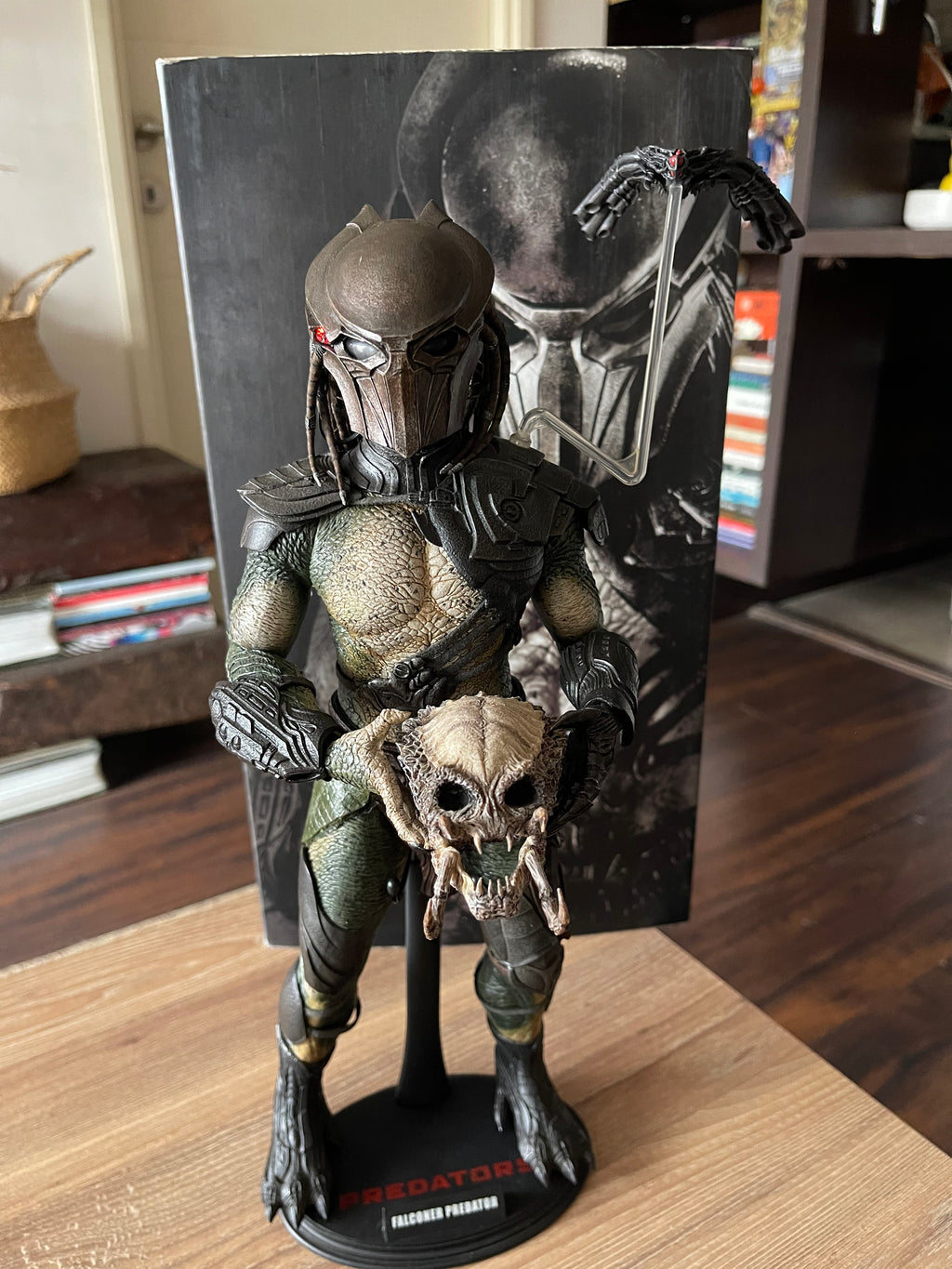 Predator FALCONER MMS137 Hot Toys (Edición 2011)