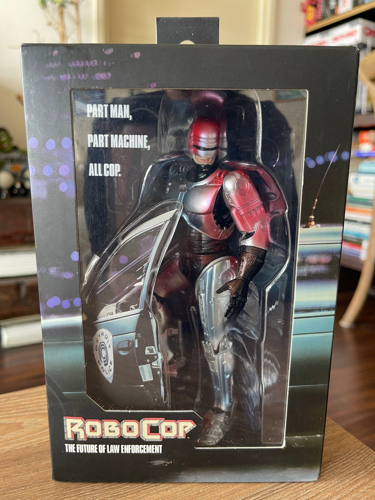 ROBOCOP ULTIMATE de NECA: PARTE HOMBRE, PARTE MÁQUINA, 100% POLICÍA!