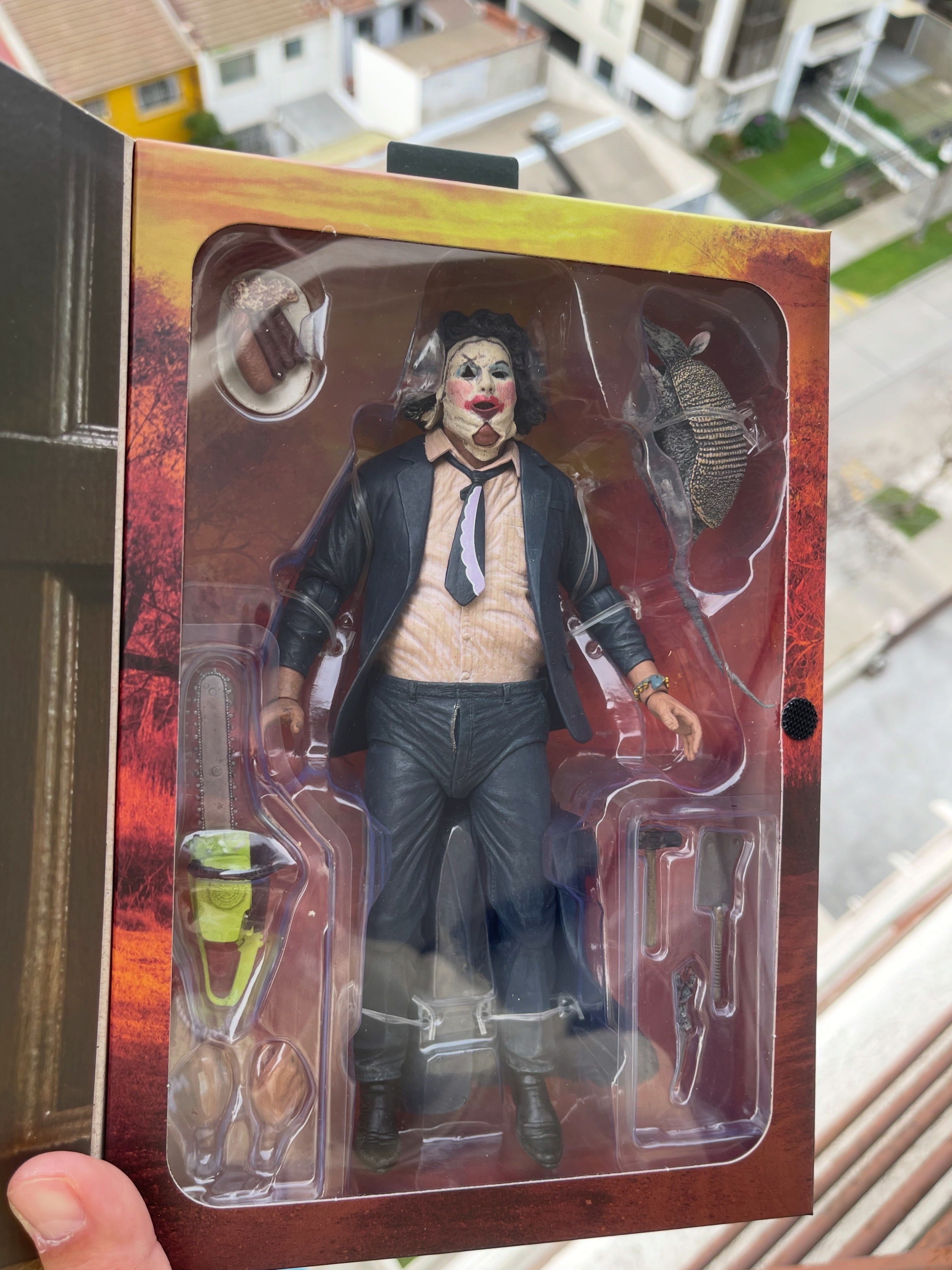 🔪 NECA ULTIMATE LEATHERFACE – PRETTY WOMAN 👗🩸