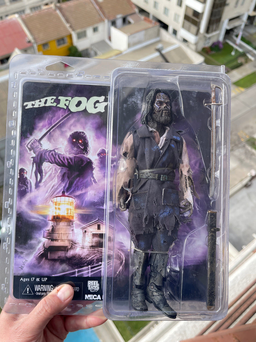 🌫️👻 THE FOG – NECA RETRO CLOTH 👻 ojos led incluye pilas 🔋