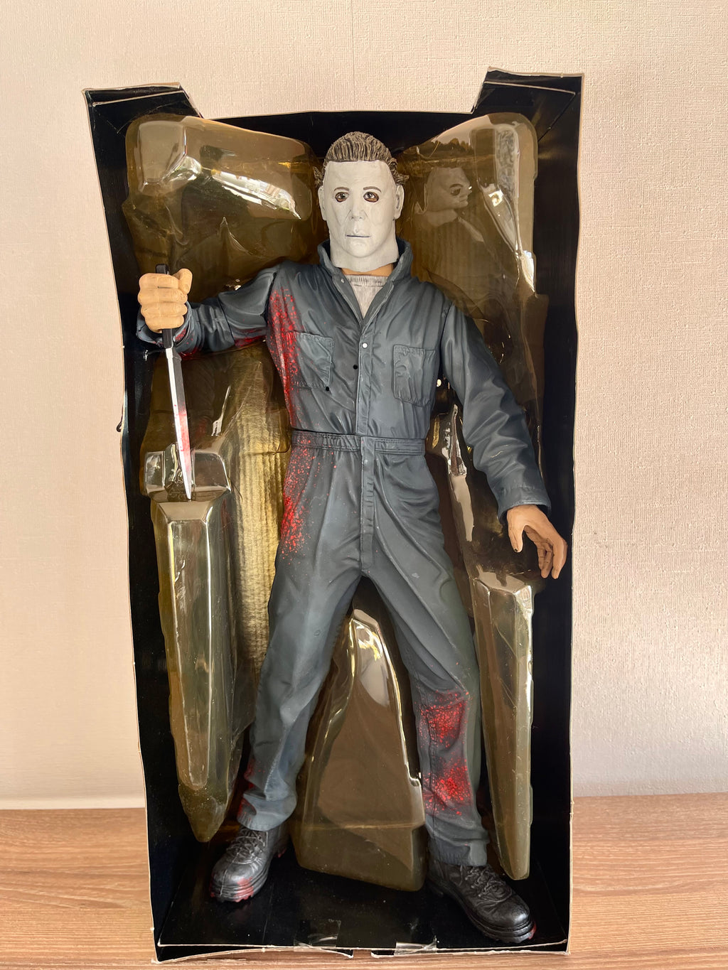 HALLOWEEN 🎃 (1978) MCFARLANE MOVIE MANIACS SERIES 3 escala 1/4 18” pulgadas con sonido y sensor de sonido 🎃🎃🎃🎃