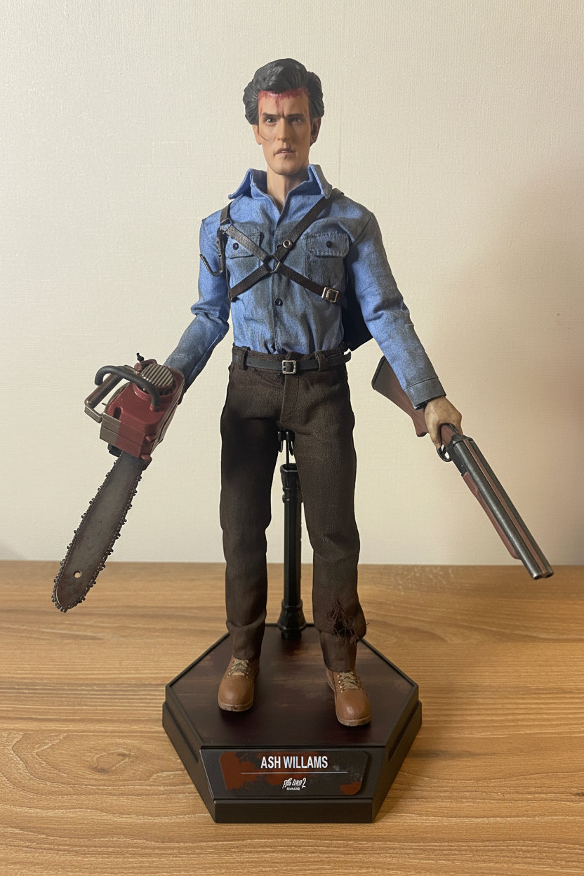 Ash Williams “The Evil Dead” 1/6 THE ASMUS COLLECTIBLES EDICIÓN (2014)