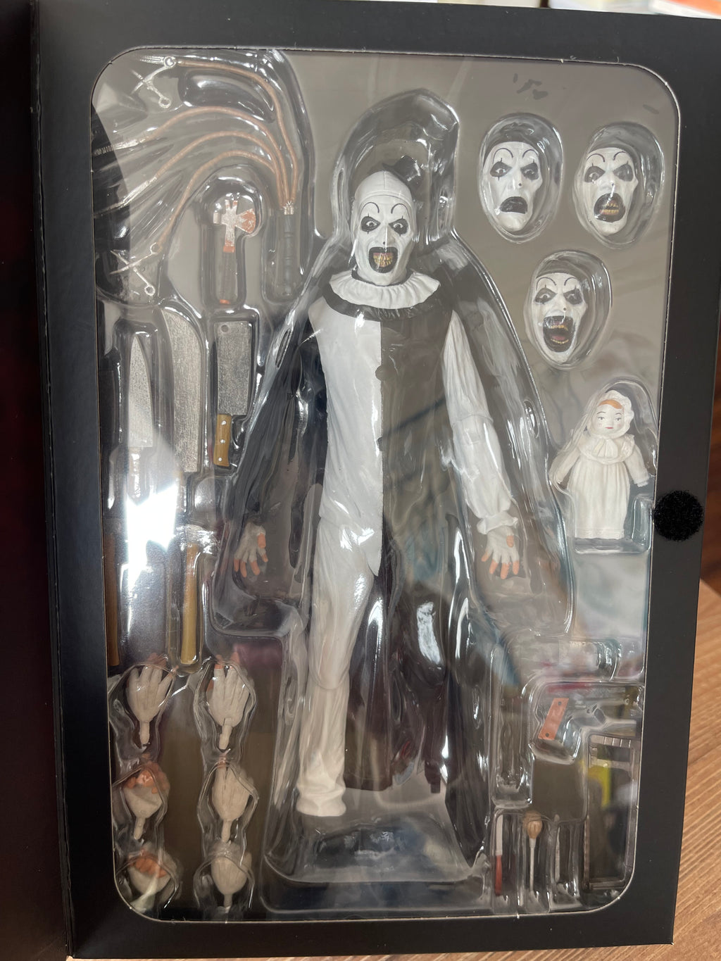 Figura Ultimate Art the Clown – NECA (Terrifier)
