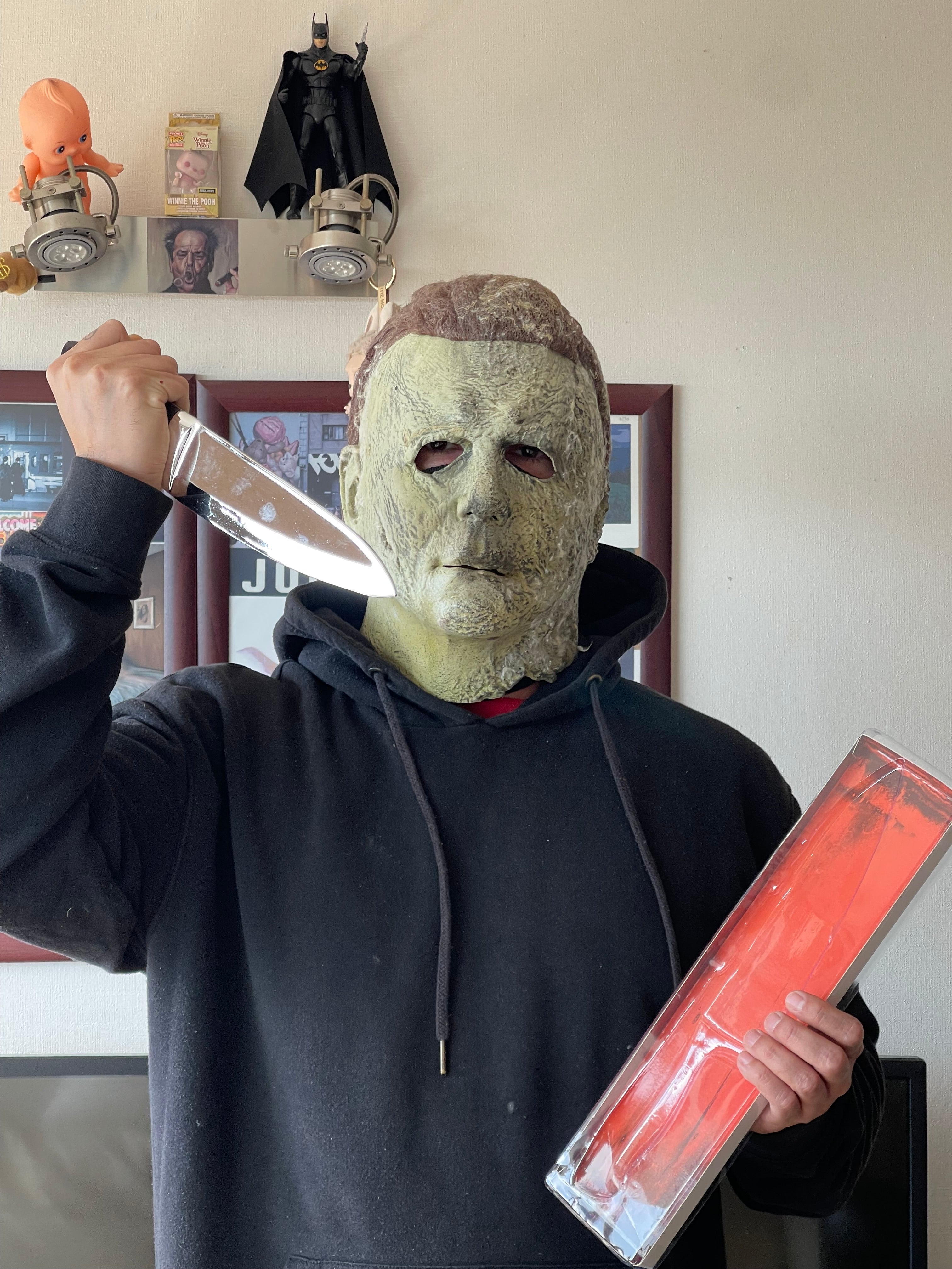 MÁSCARA HALLOWEEN 🎃 KILLS + CUCHILLO 🔪 Y BASE TRICK OR TREAT STUDIOS