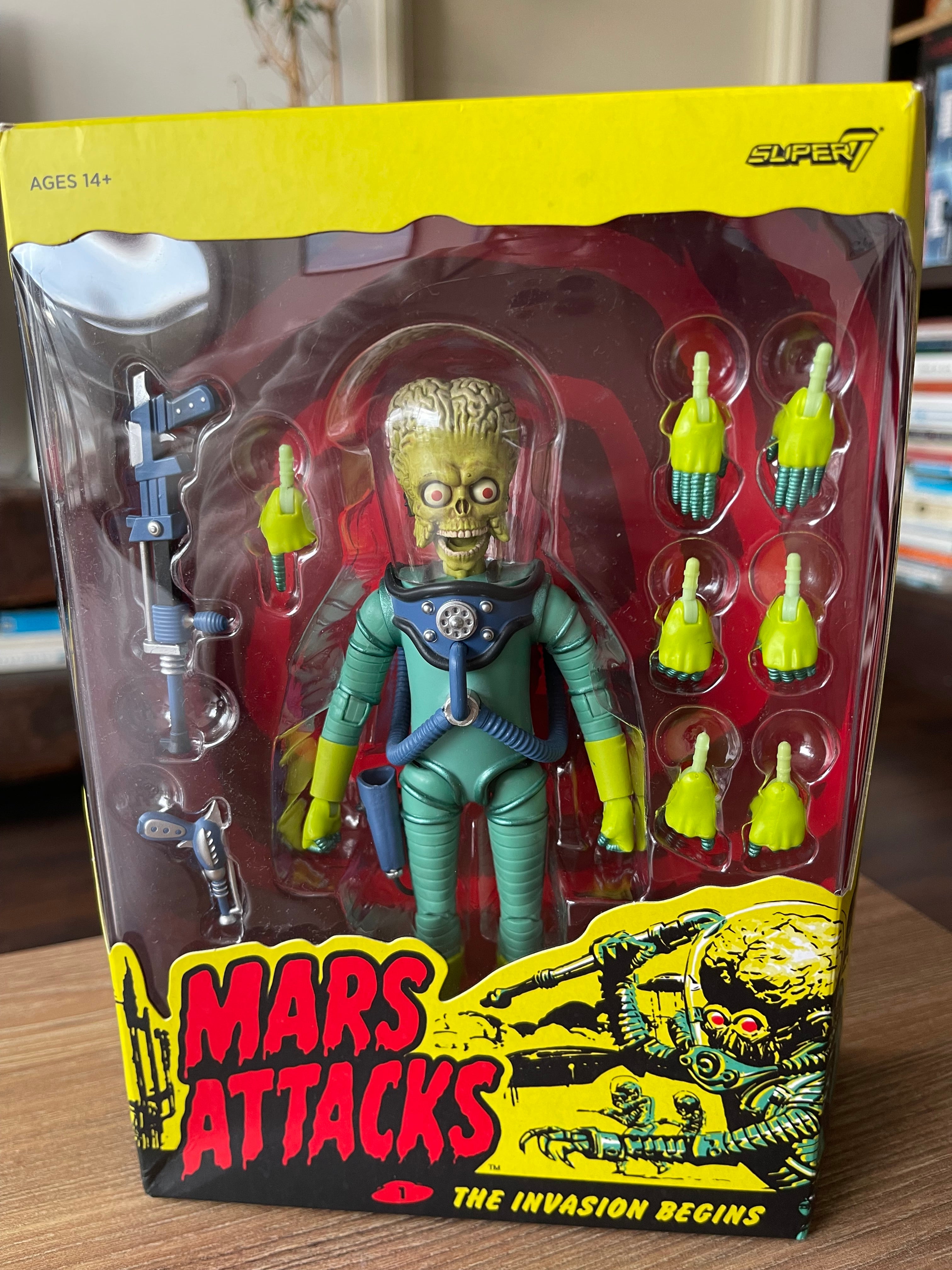MARS ATTACKS SUPER7 💀🛸👽🎥