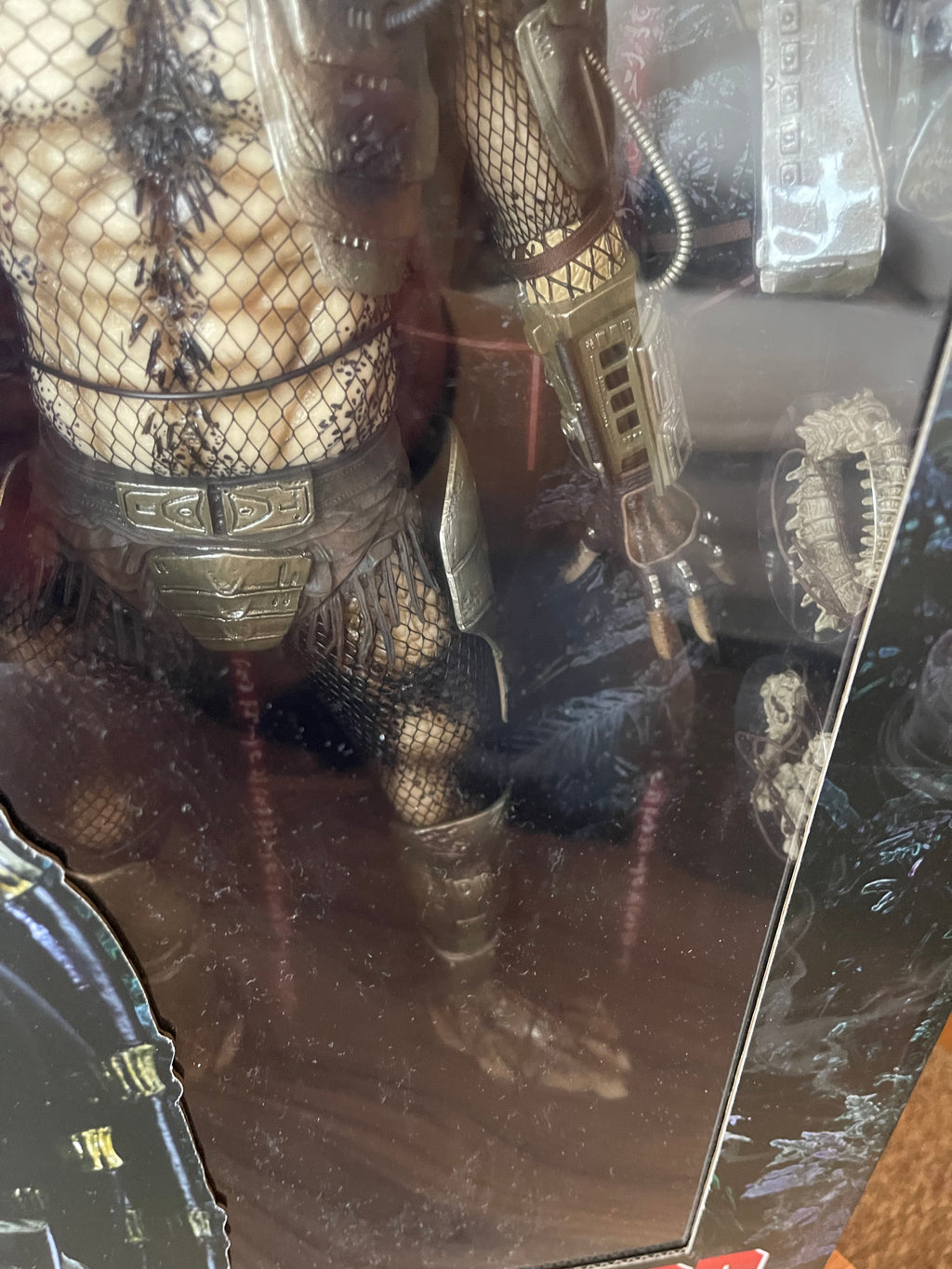 figura NECA Predator Jungle Hunter 1/4 Scale con LED