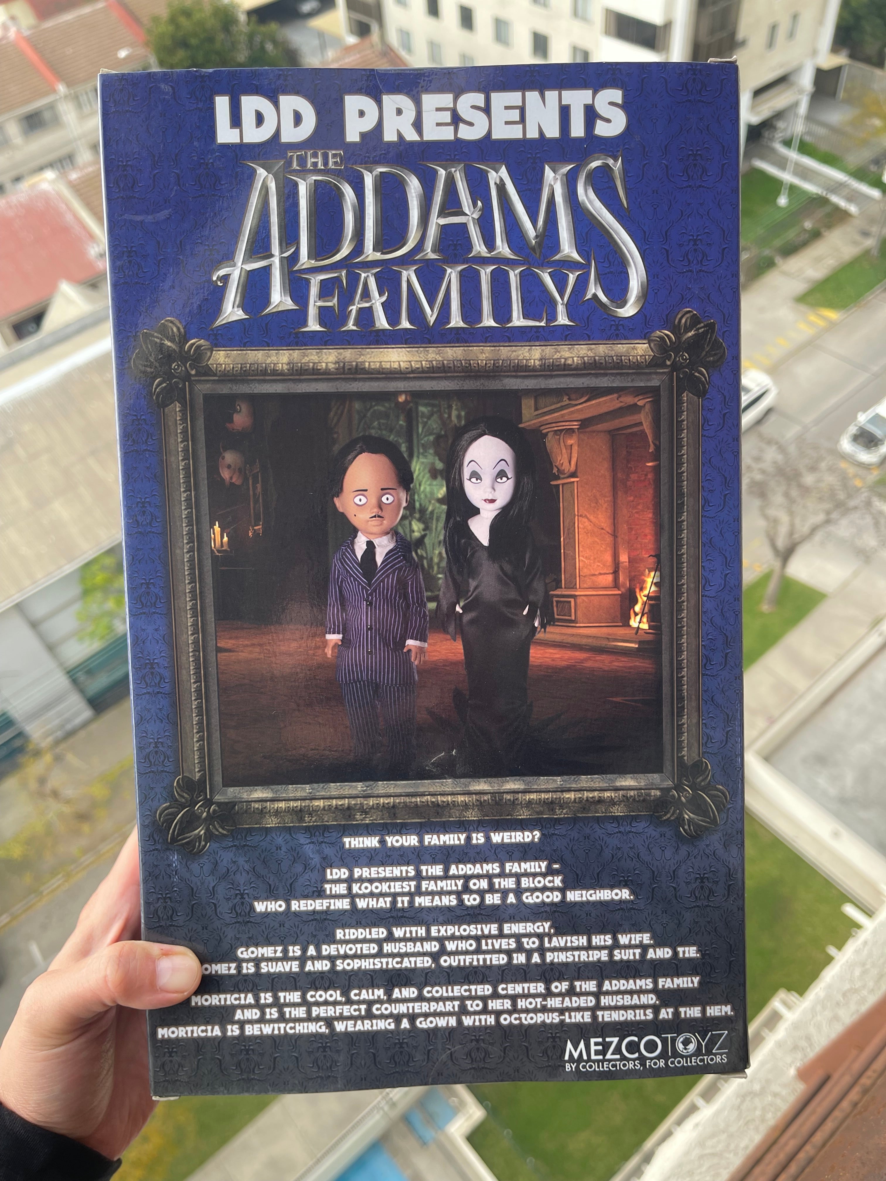 🕷️ Mezco LDD Presents: The Addams Family — Gomez & Morticia
