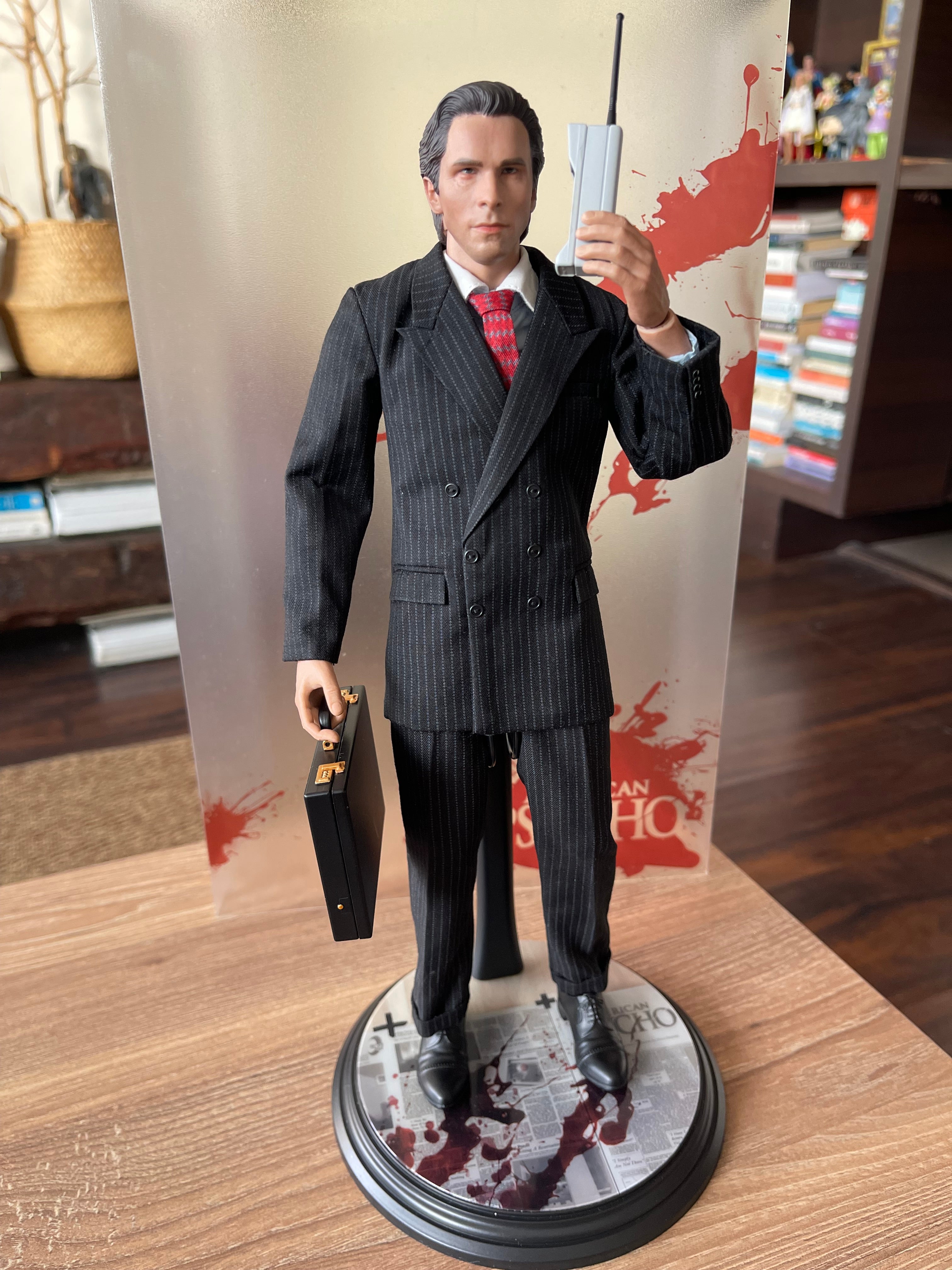 Patrick Bateman - American Psycho Película lanzada el año 2000 
| Iconiq Studios | Escala 1/6
