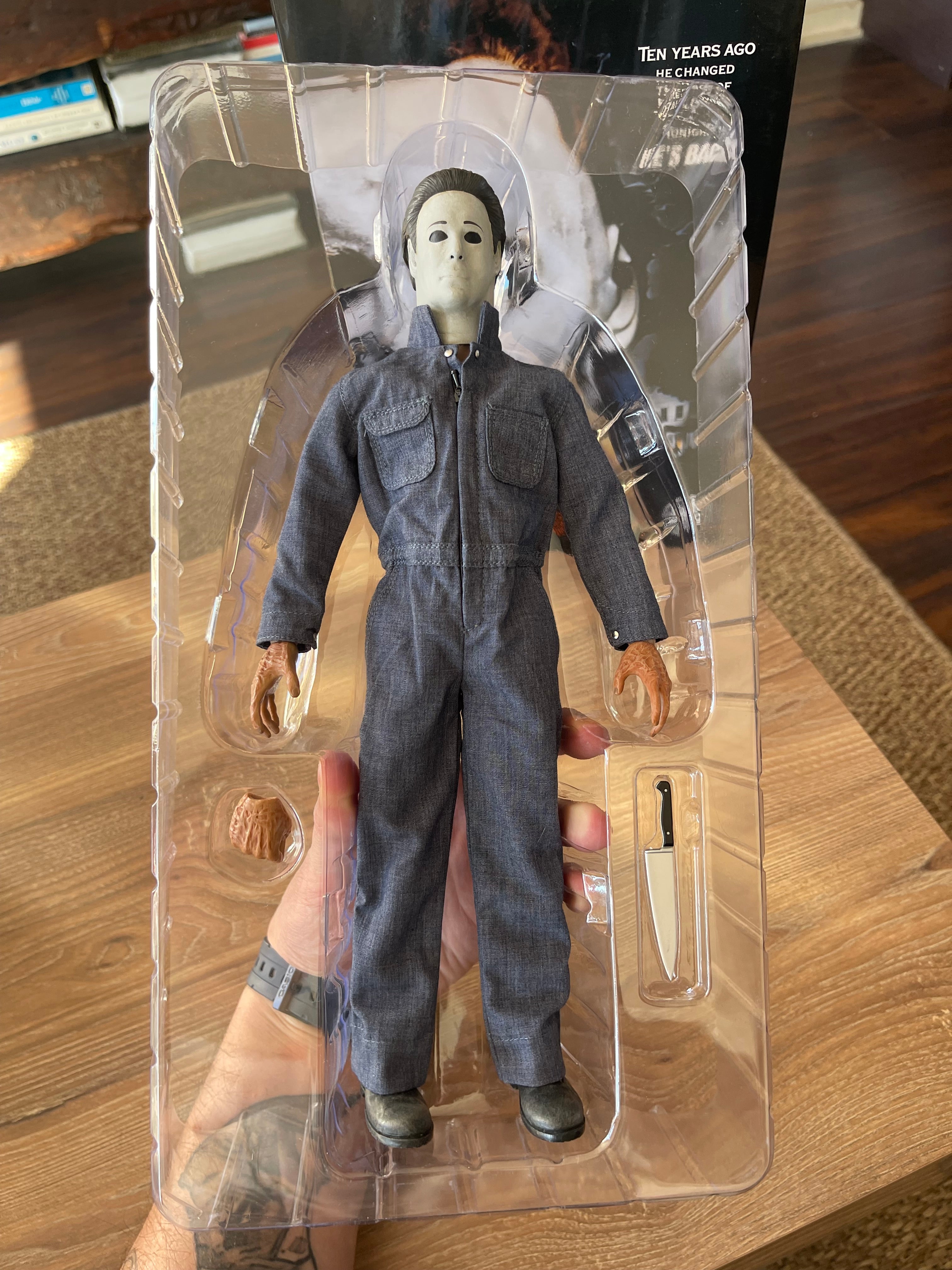 Halloween 4 The Return of Michael Myers (escala 1/6) Trick or Treat Studios