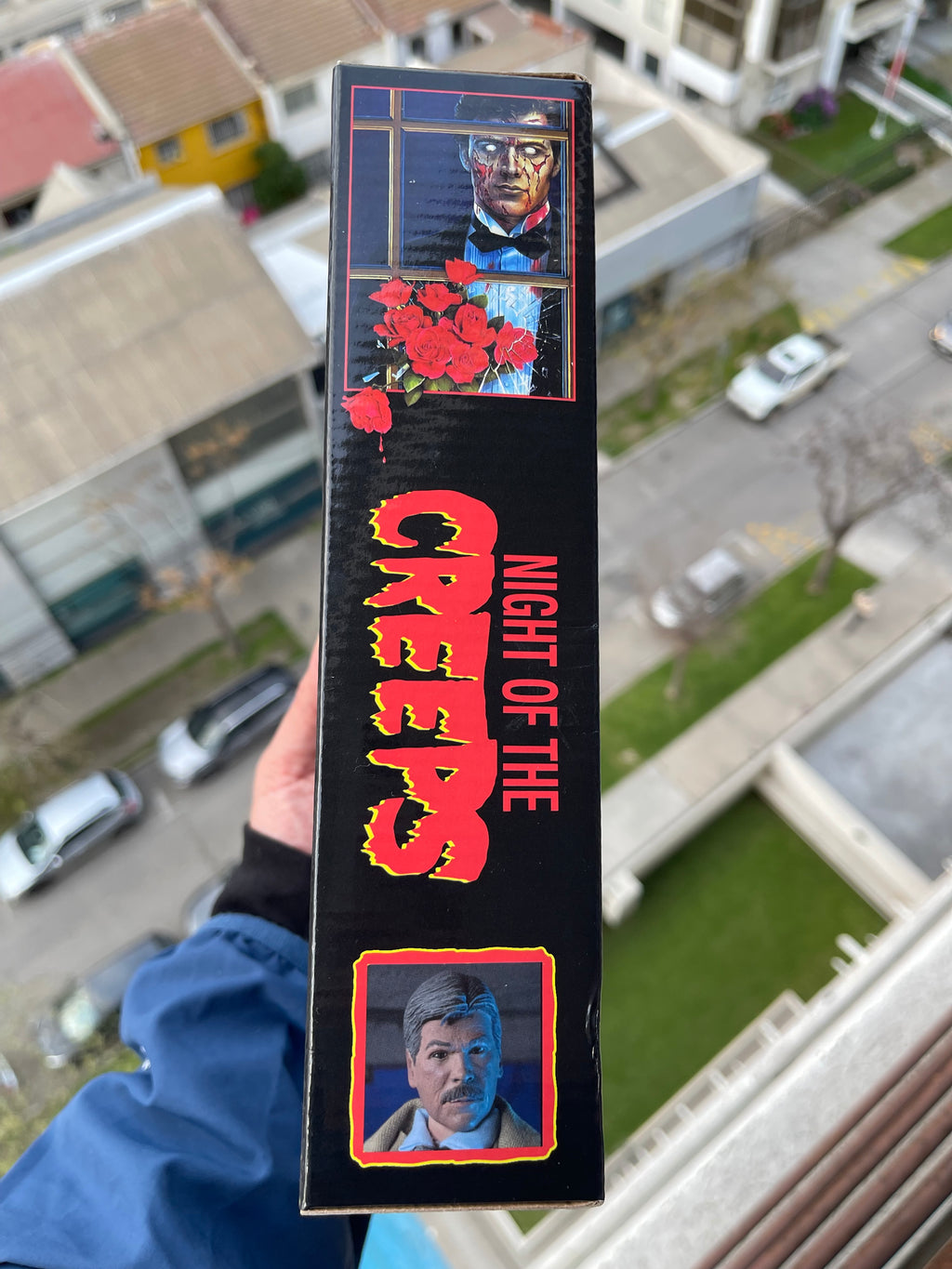 🕵️‍♂️🧟 NIGHT OF THE CREEPS – DETECTIVE RAY CAMERON NECA RETRO CLOTH 8” 🔥