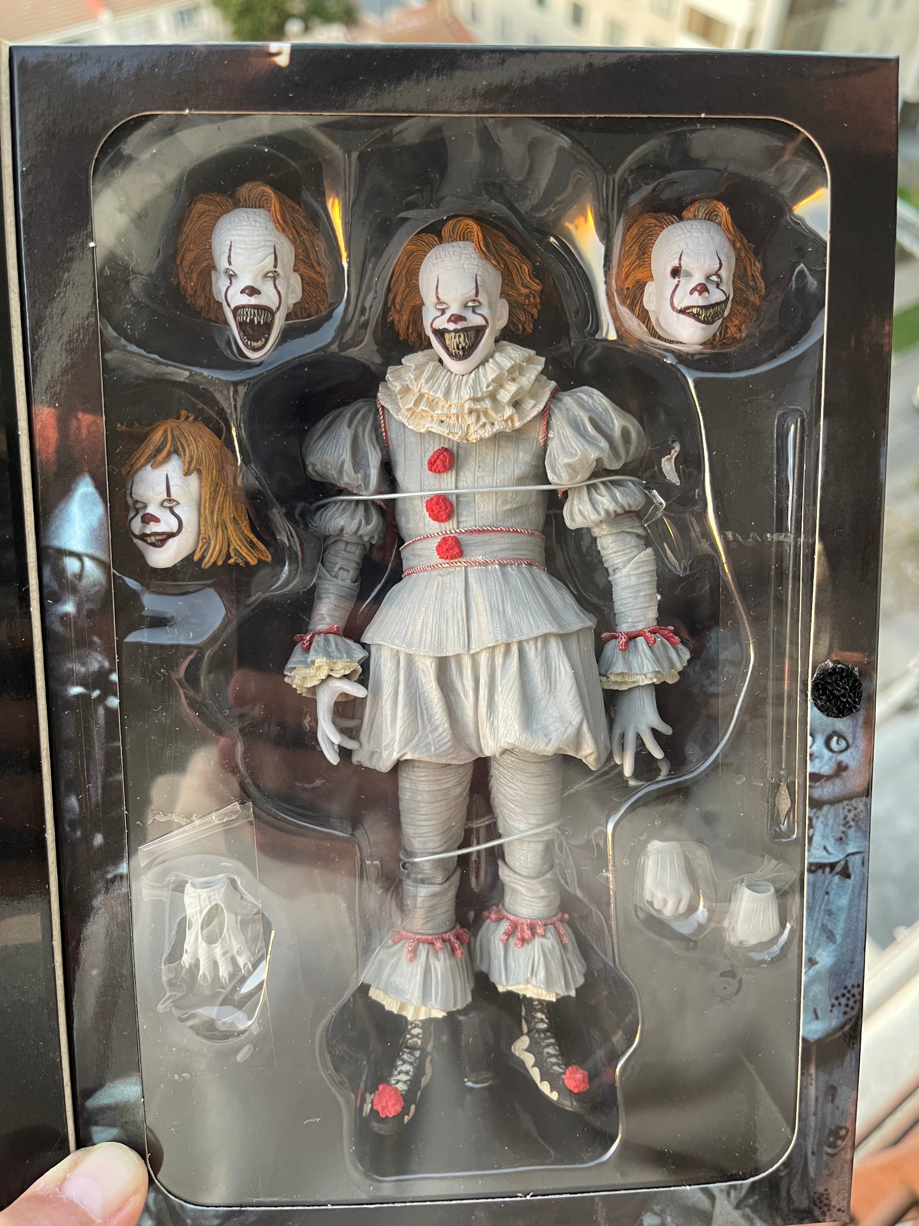 IT Pennywise Well House Neca Ultimate (2019)