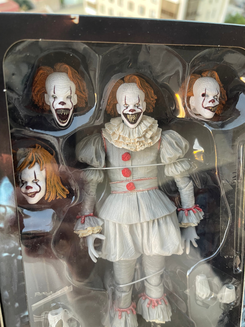 IT Pennywise Well House Neca Ultimate (2019)