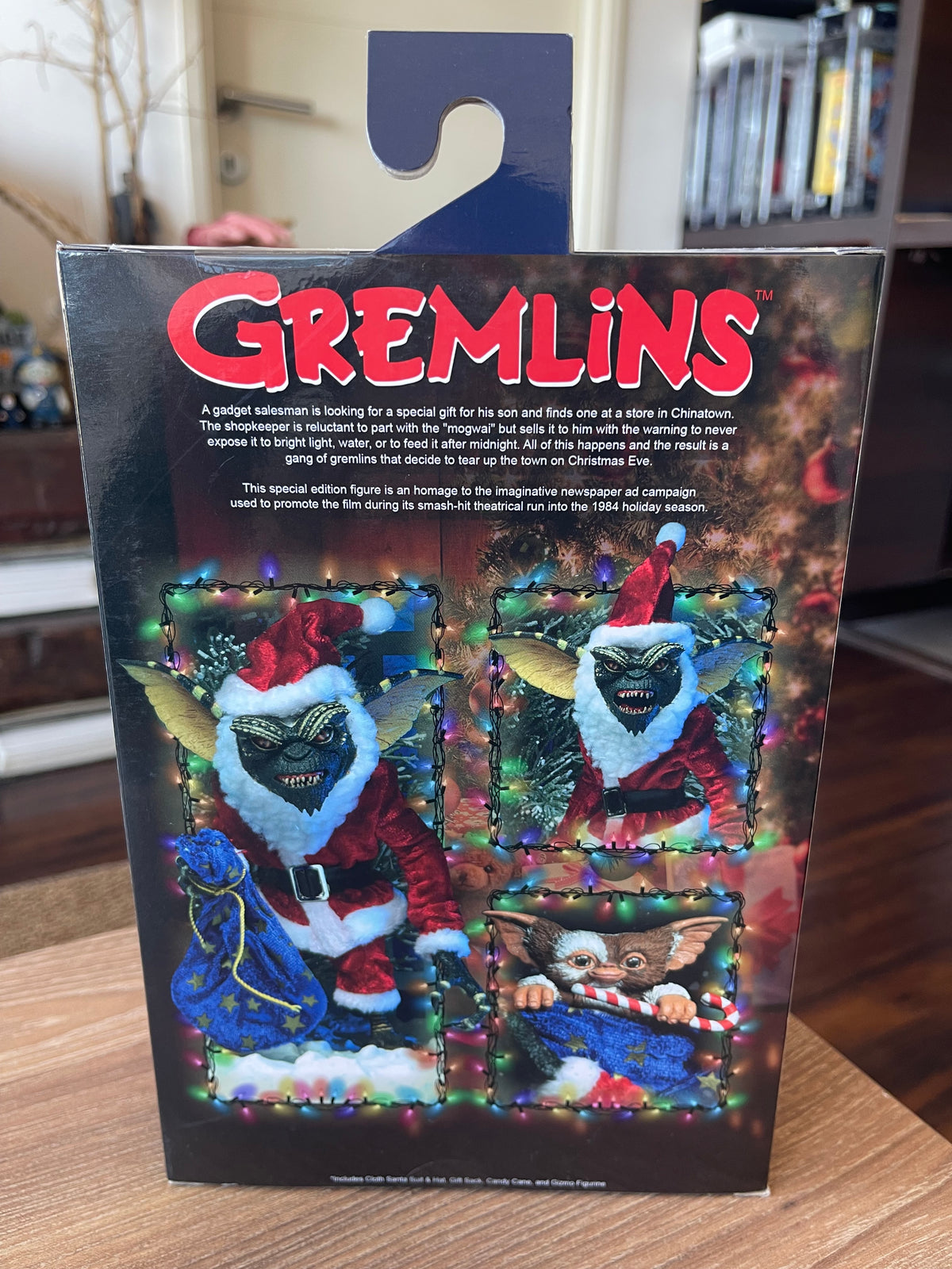 🎄 GREMLINS – SANTA STRIPE: ¡LA NAVIDAD NUNCA FUE TAN MONSTRUOSA! 😈🎁