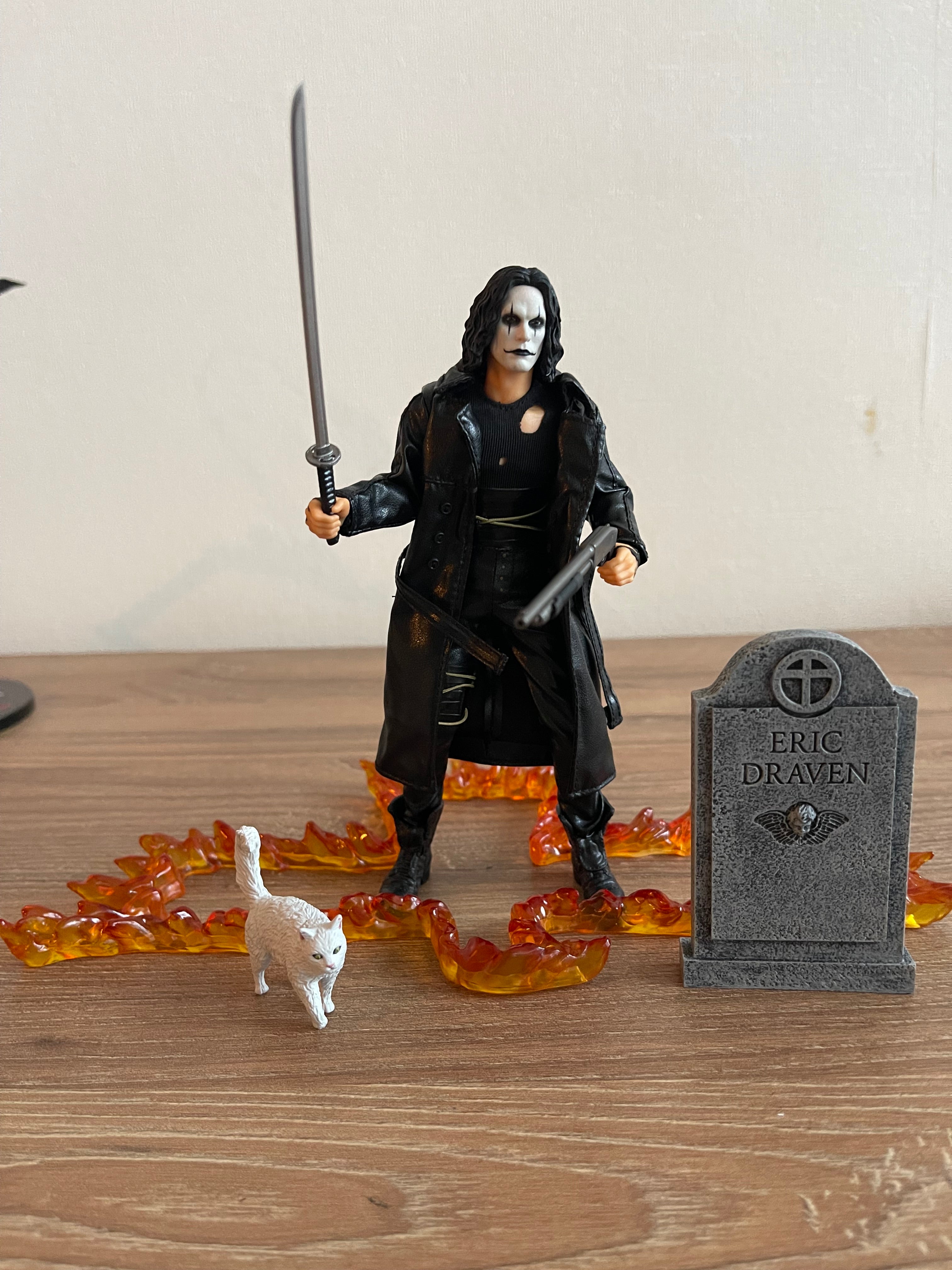 Mezco One:12 Collective-The Crow( Eric Draven)