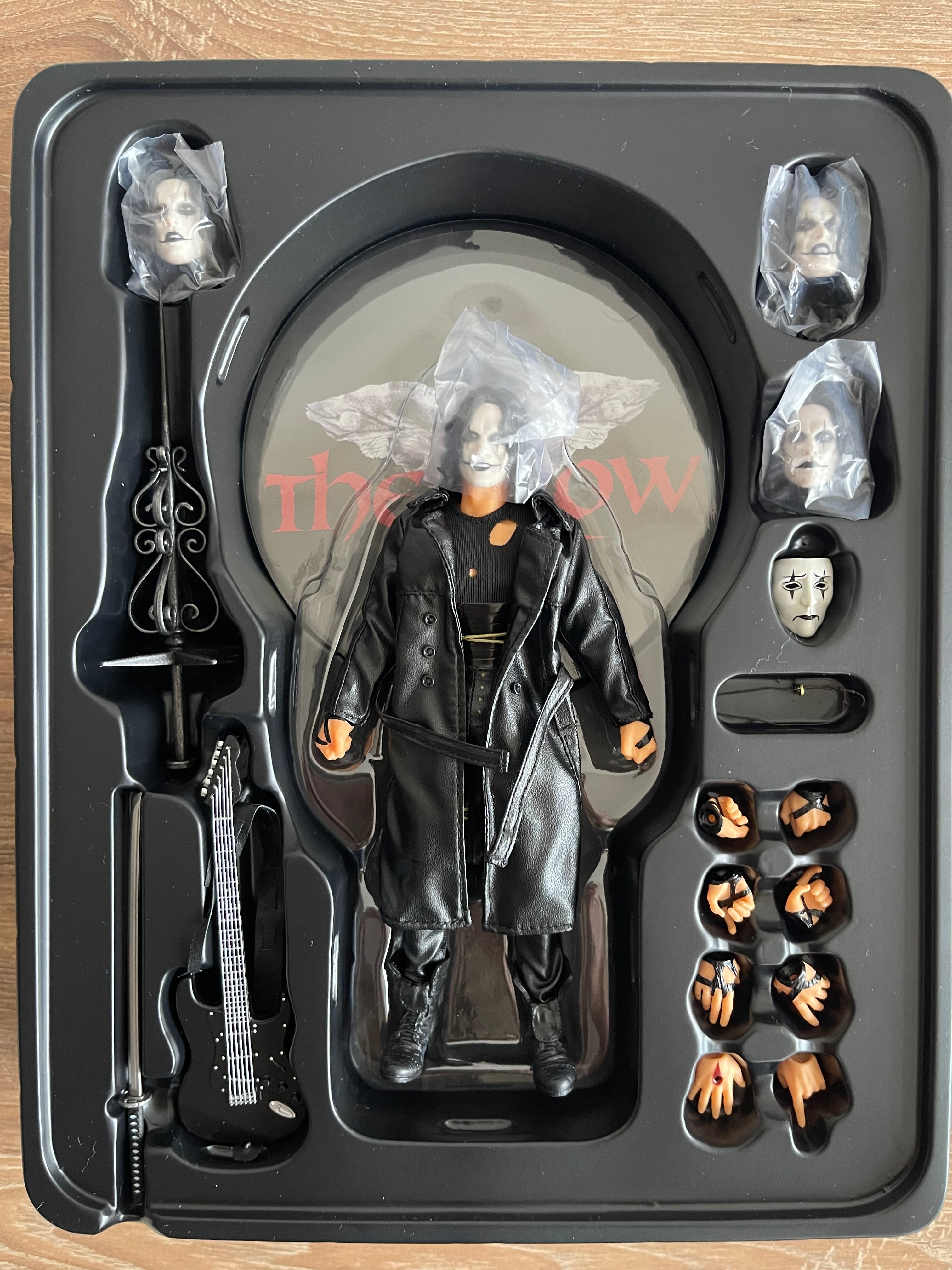 Mezco One:12 Collective-The Crow( Eric Draven)