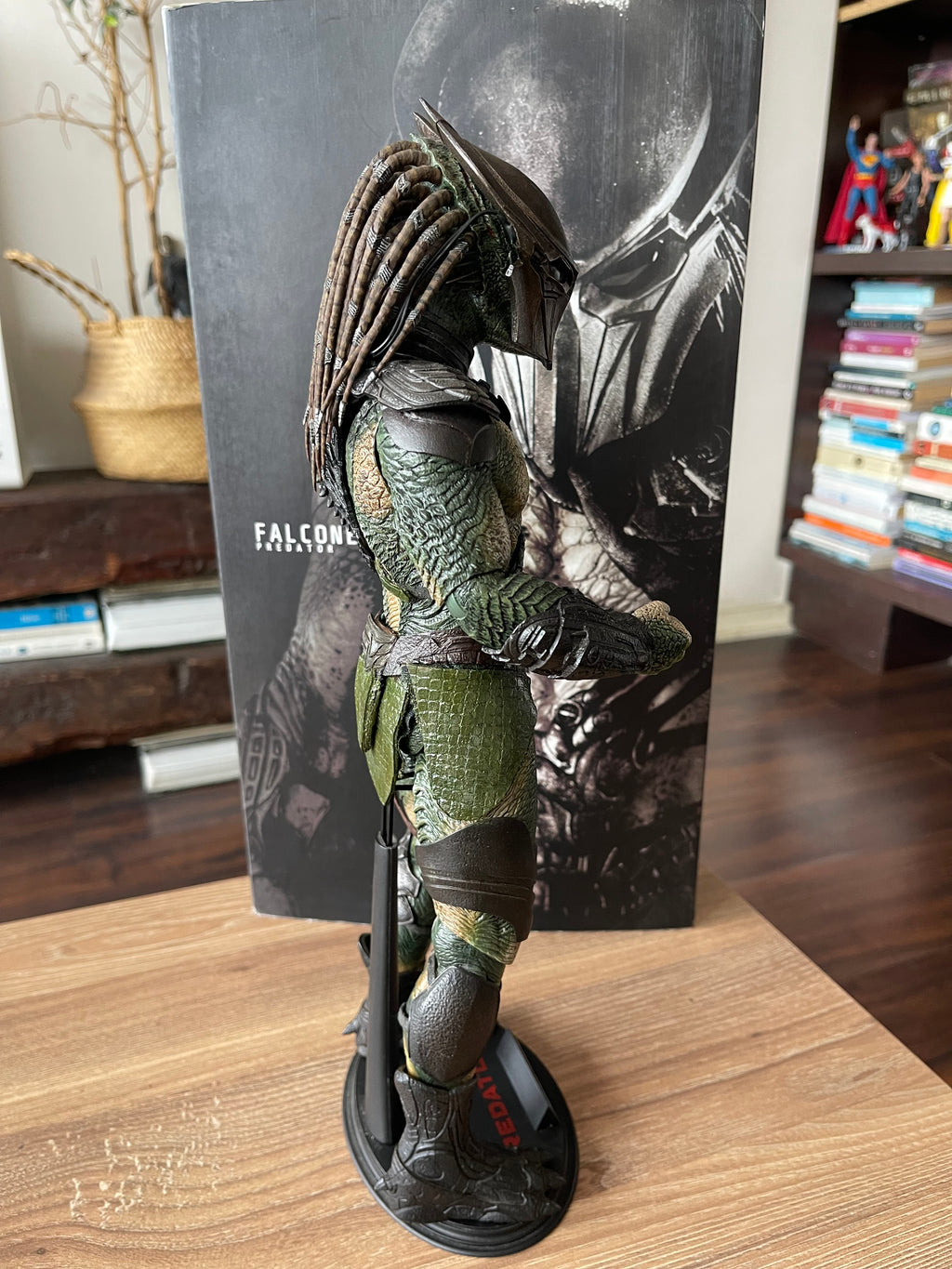 Predator FALCONER MMS137 Hot Toys (Edición 2011)