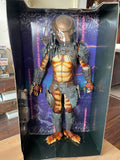NECA Predator 2 City Hunter 1/4 Scale con LED