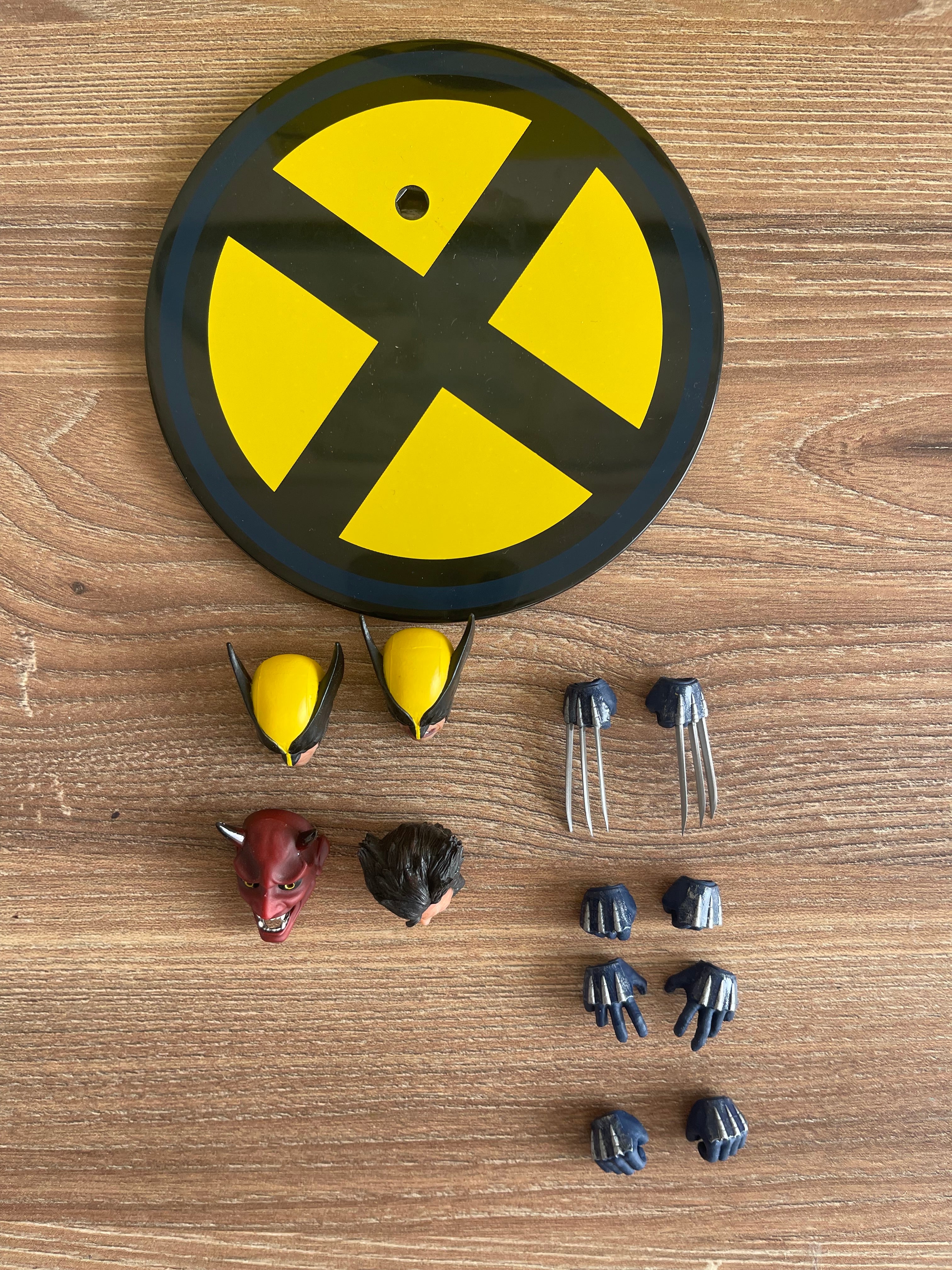 Mezco One:12 Collective Wolverine – NYCC Comic Con 2017 Fall Exclusive