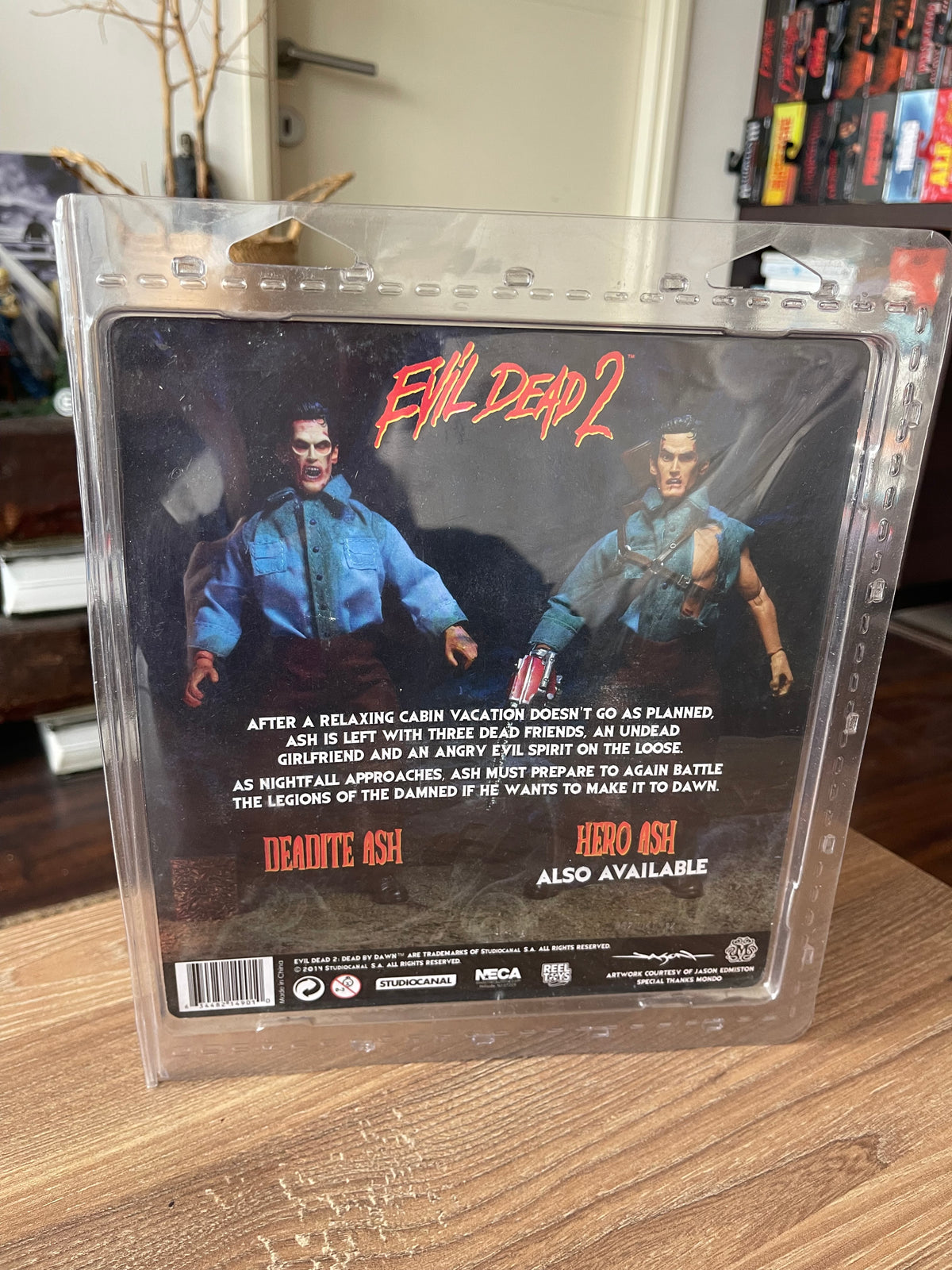 🧟‍♂️🩸 DEADITE ASH – EVIL DEAD 2 – NECA RETRO CLOTH 🩸🧟‍♂️