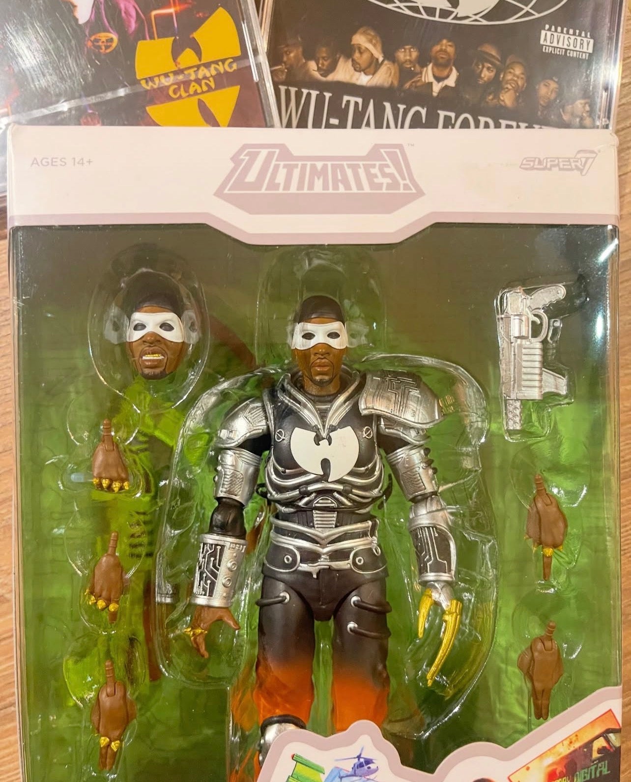 Super7 ULTIMATES! RZA Bobby Digital (7”)